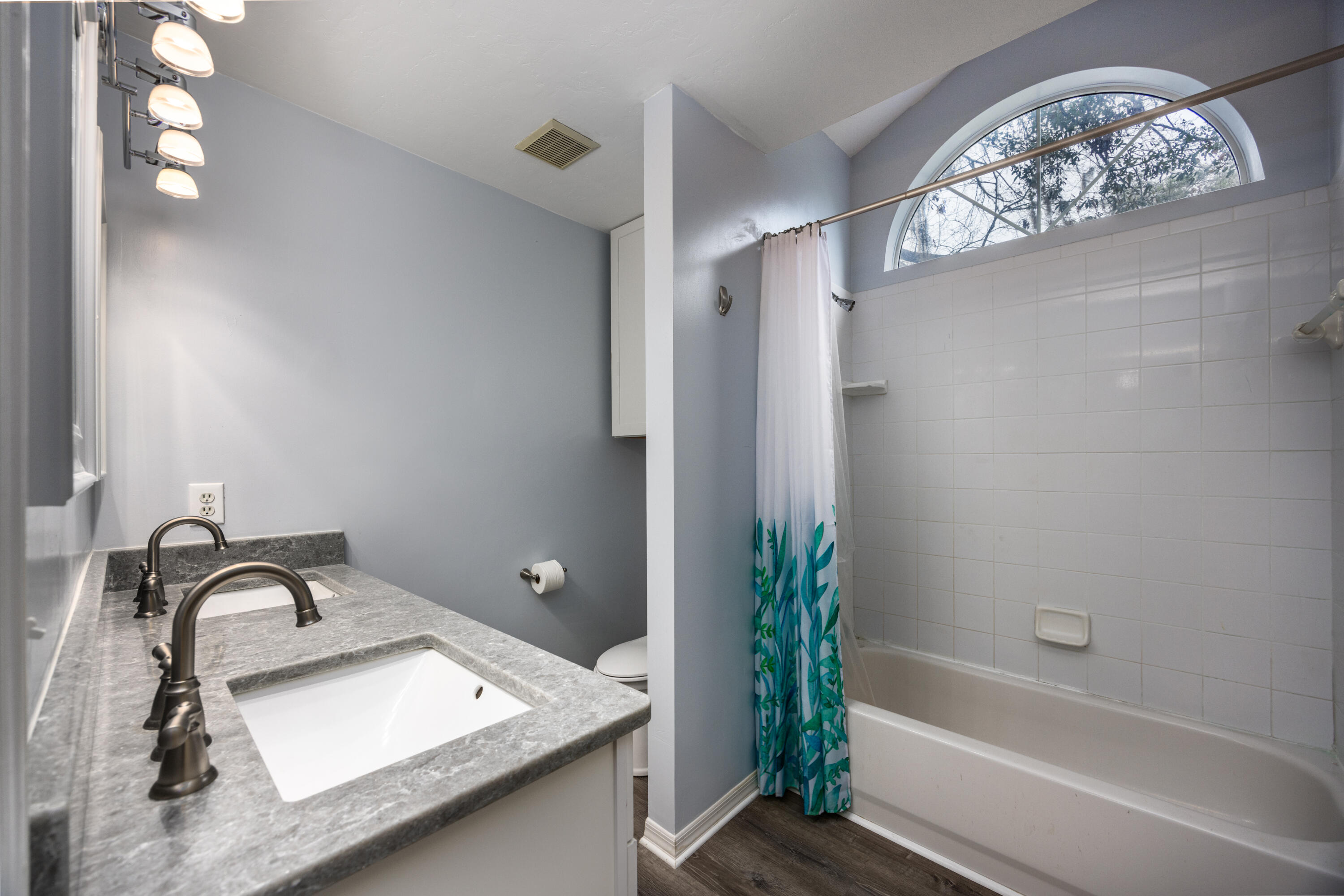 1620 NW 89th Terrace
