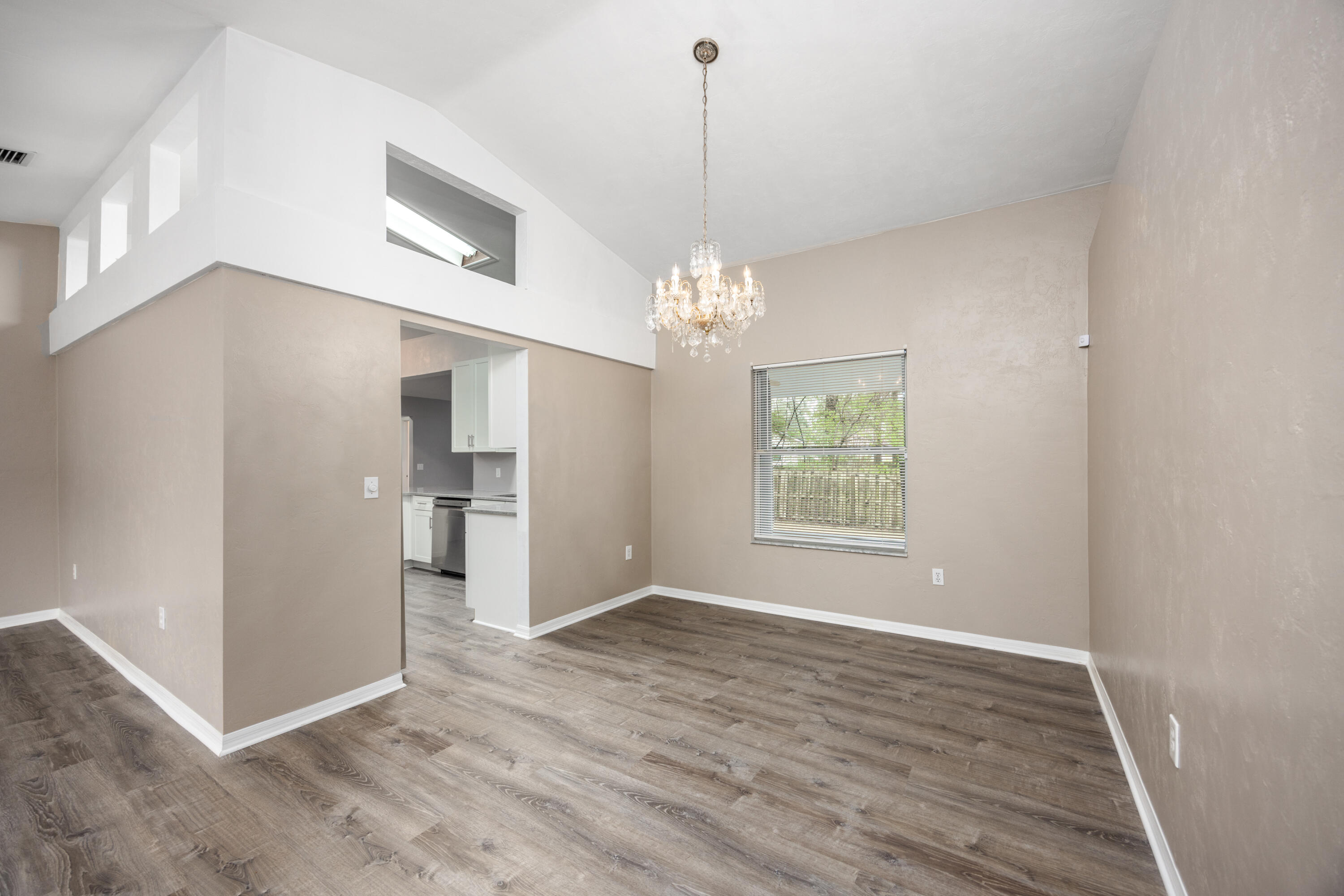 1620 NW 89th Terrace