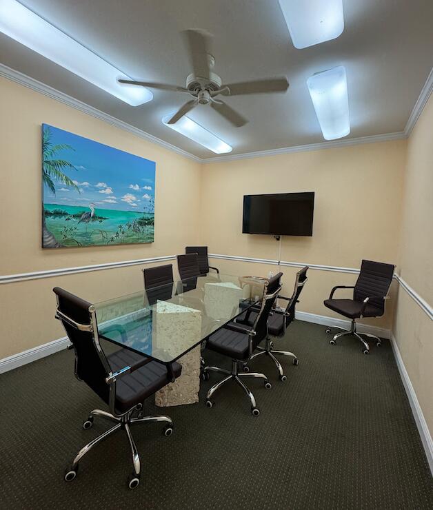 302 Southard Street Unit: 212