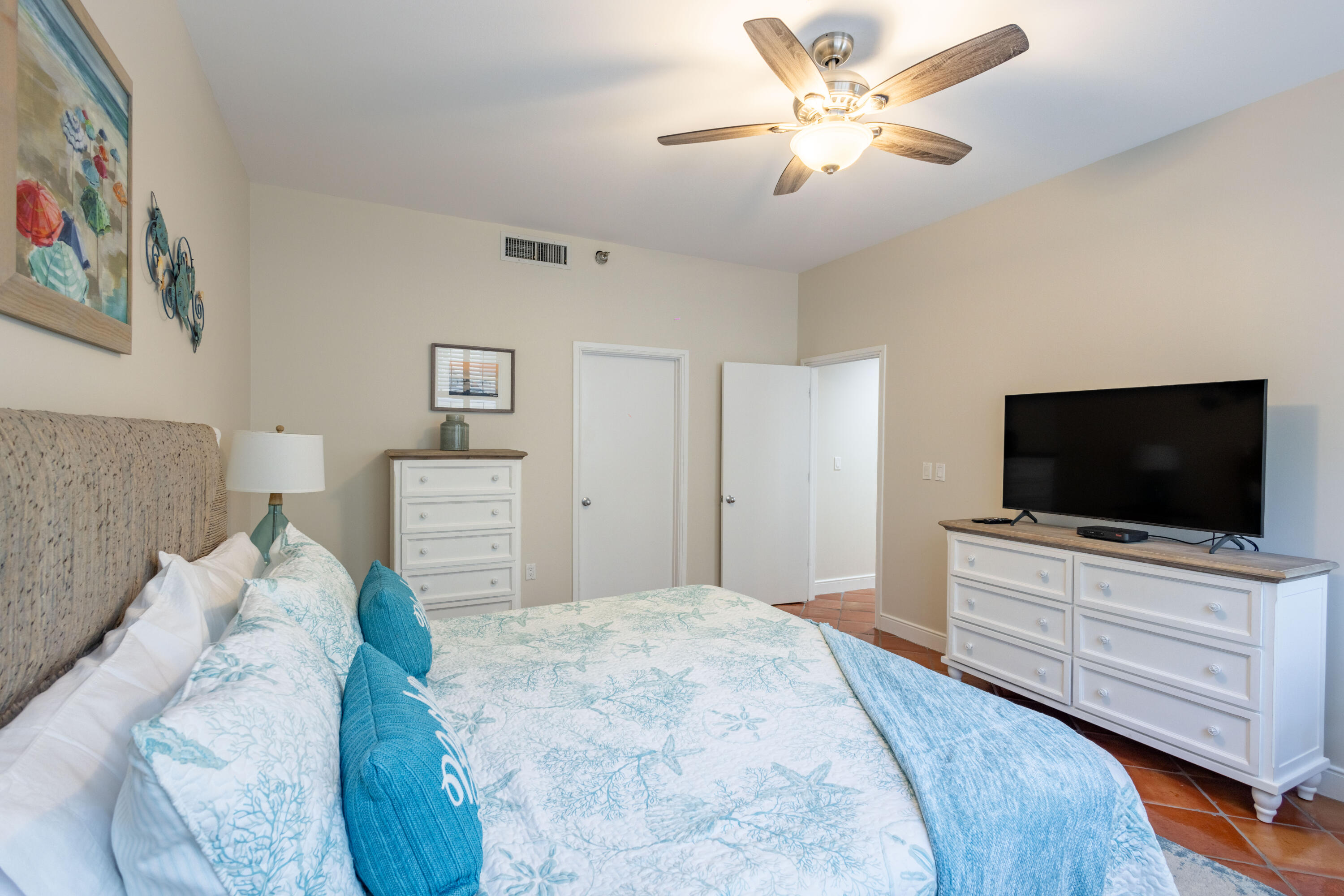 115 Front Street Unit: 102