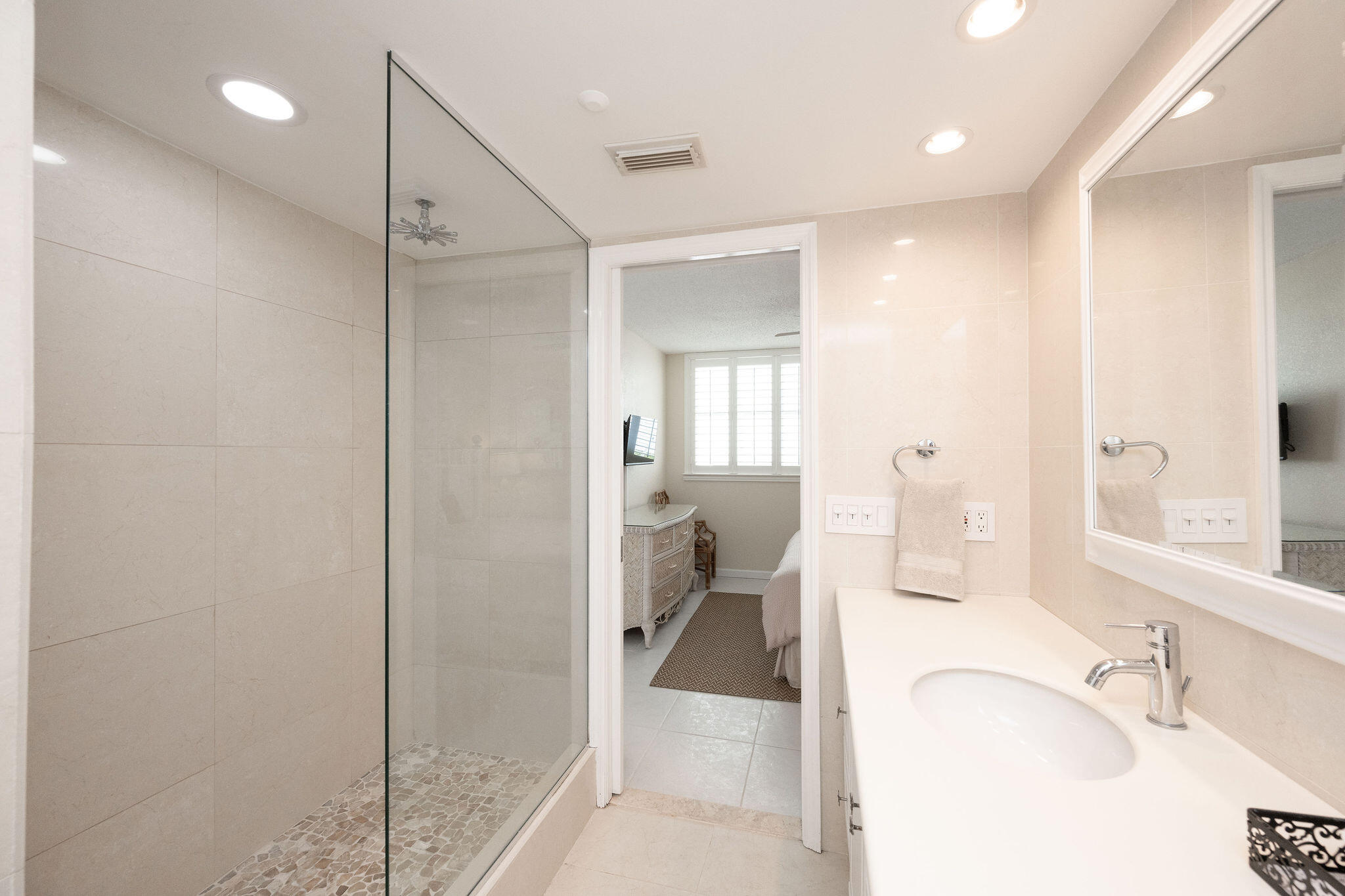 3635 Seaside Drive Unit: 305