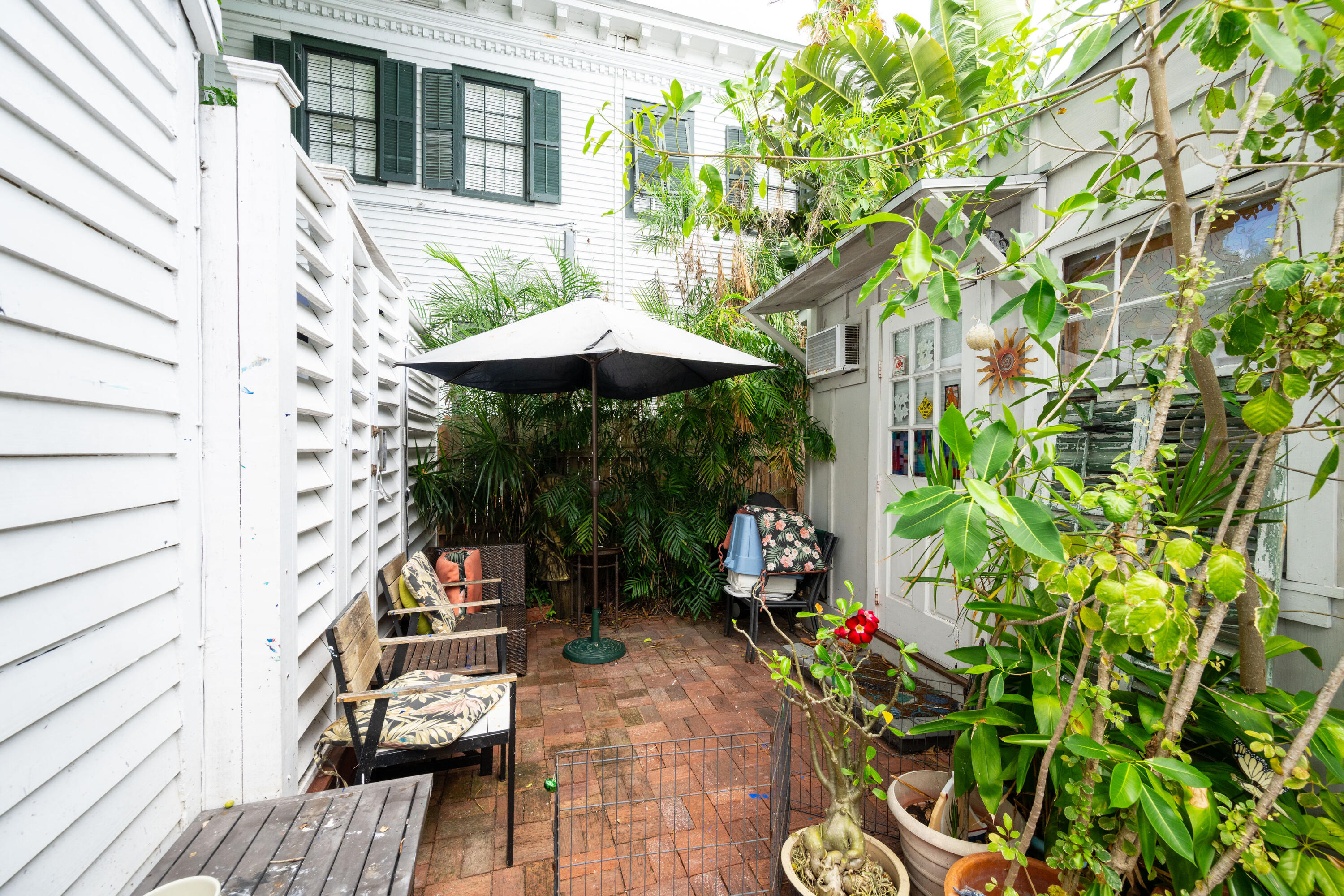 830 Fleming Street