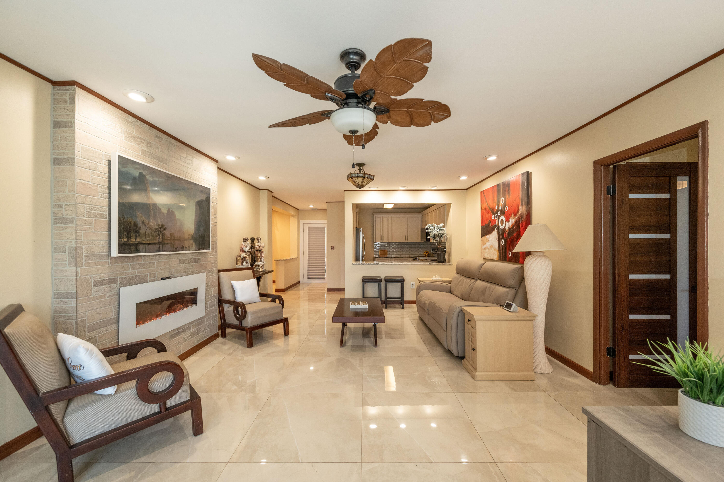 2601 N Roosevelt Boulevard Unit: 103C