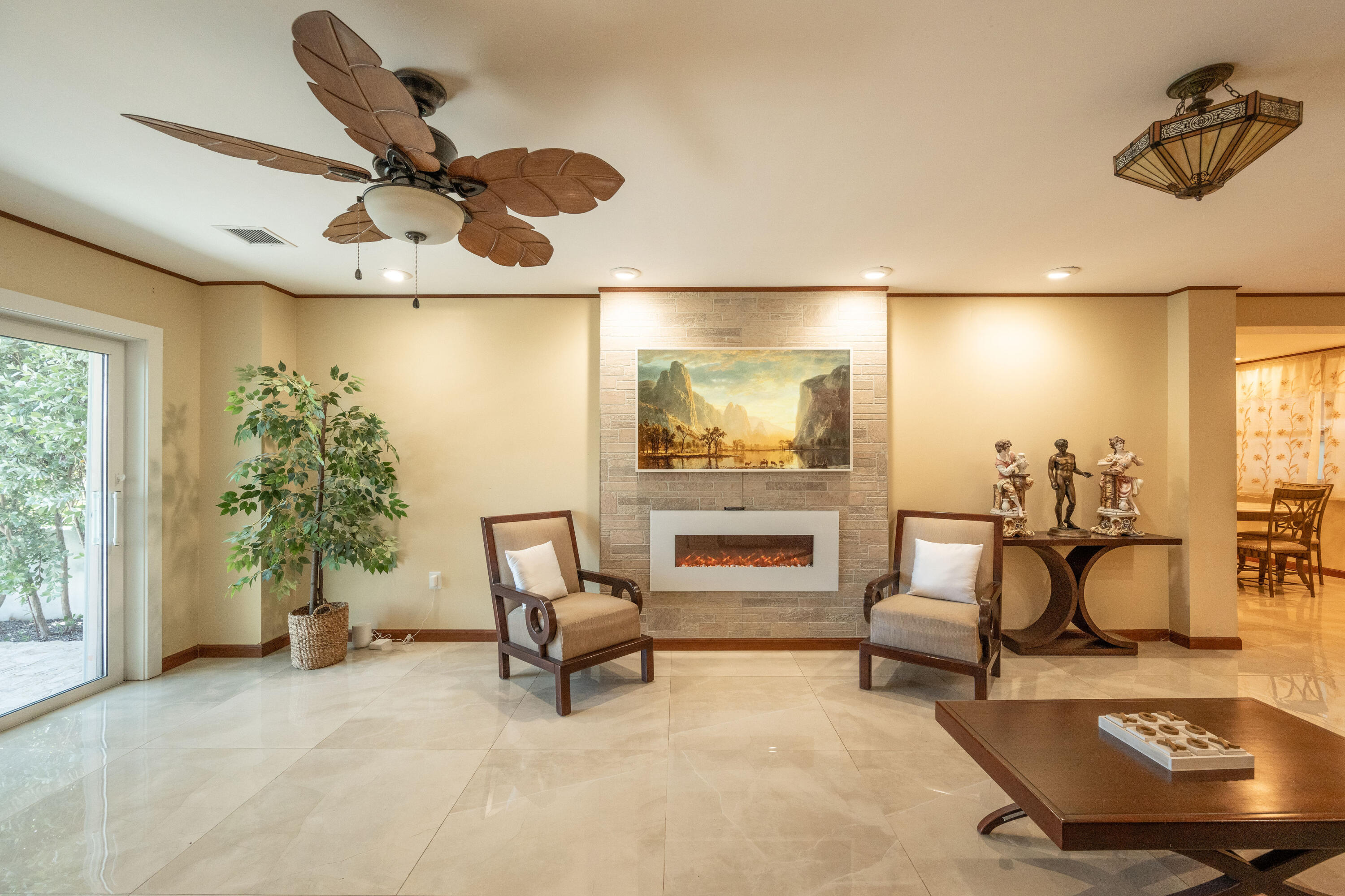 2601 N Roosevelt Boulevard Unit: 103C