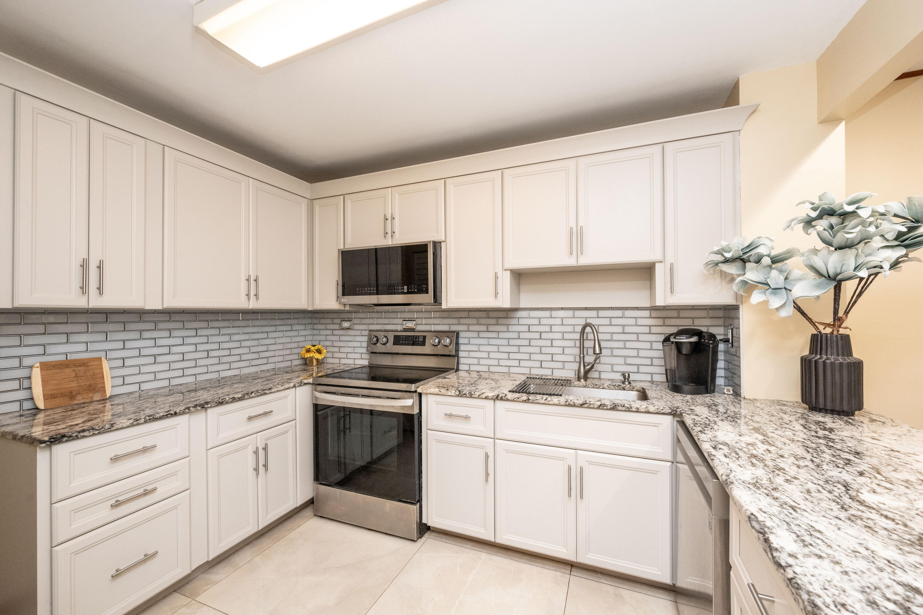 2601 N Roosevelt Boulevard Unit: 103C