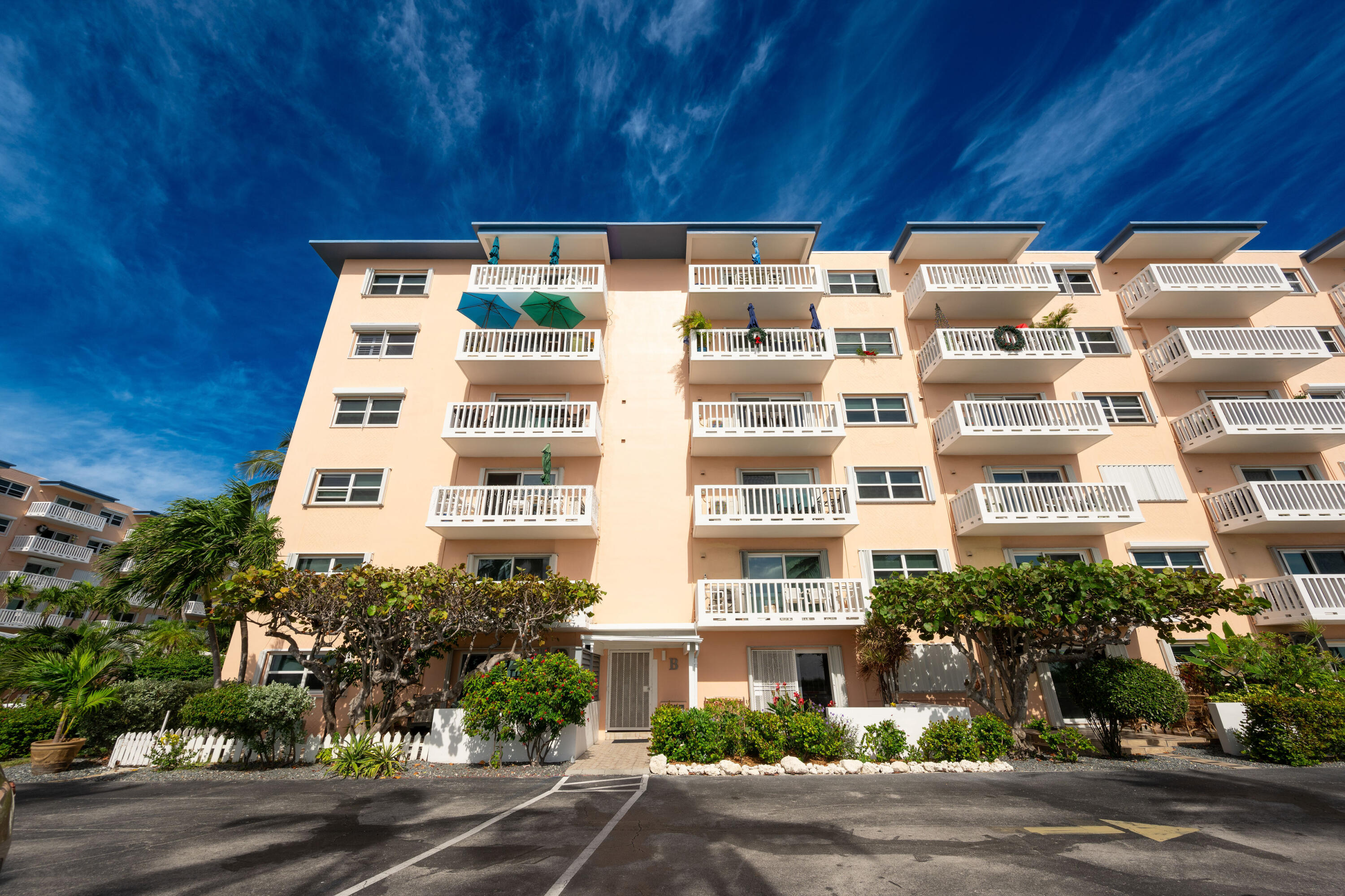 2601 N Roosevelt Boulevard Unit: 103C