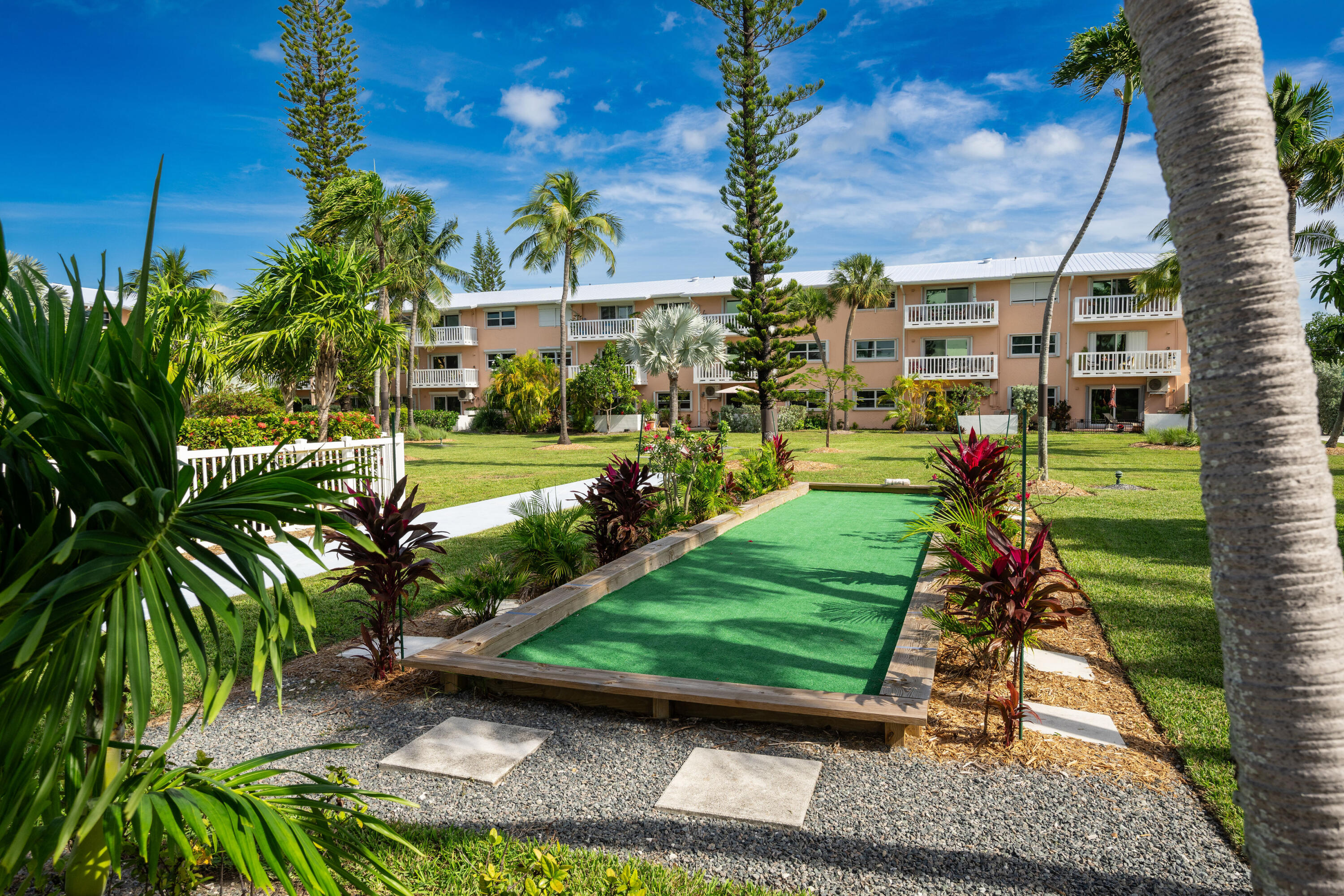 2601 S Roosevelt Boulevard Unit: 319C