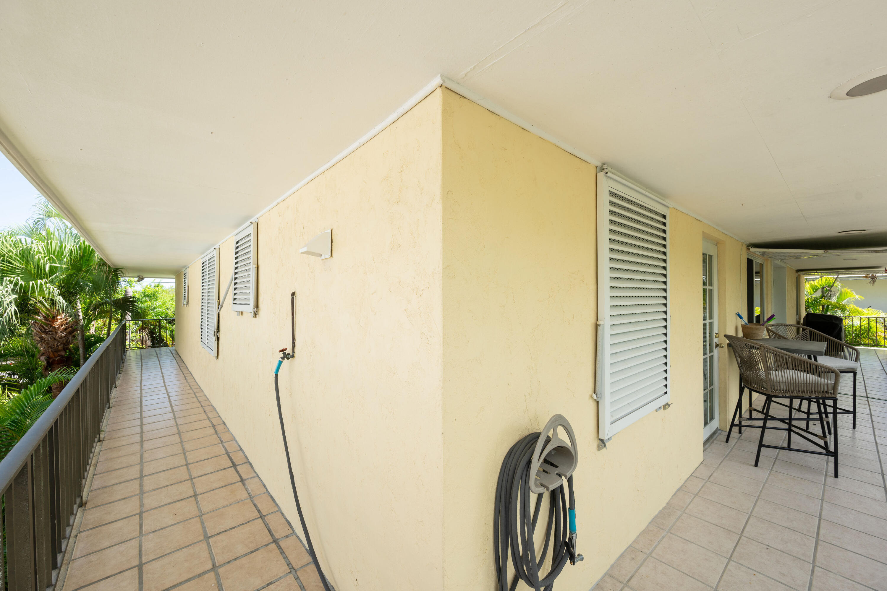 2811 Venetian Drive