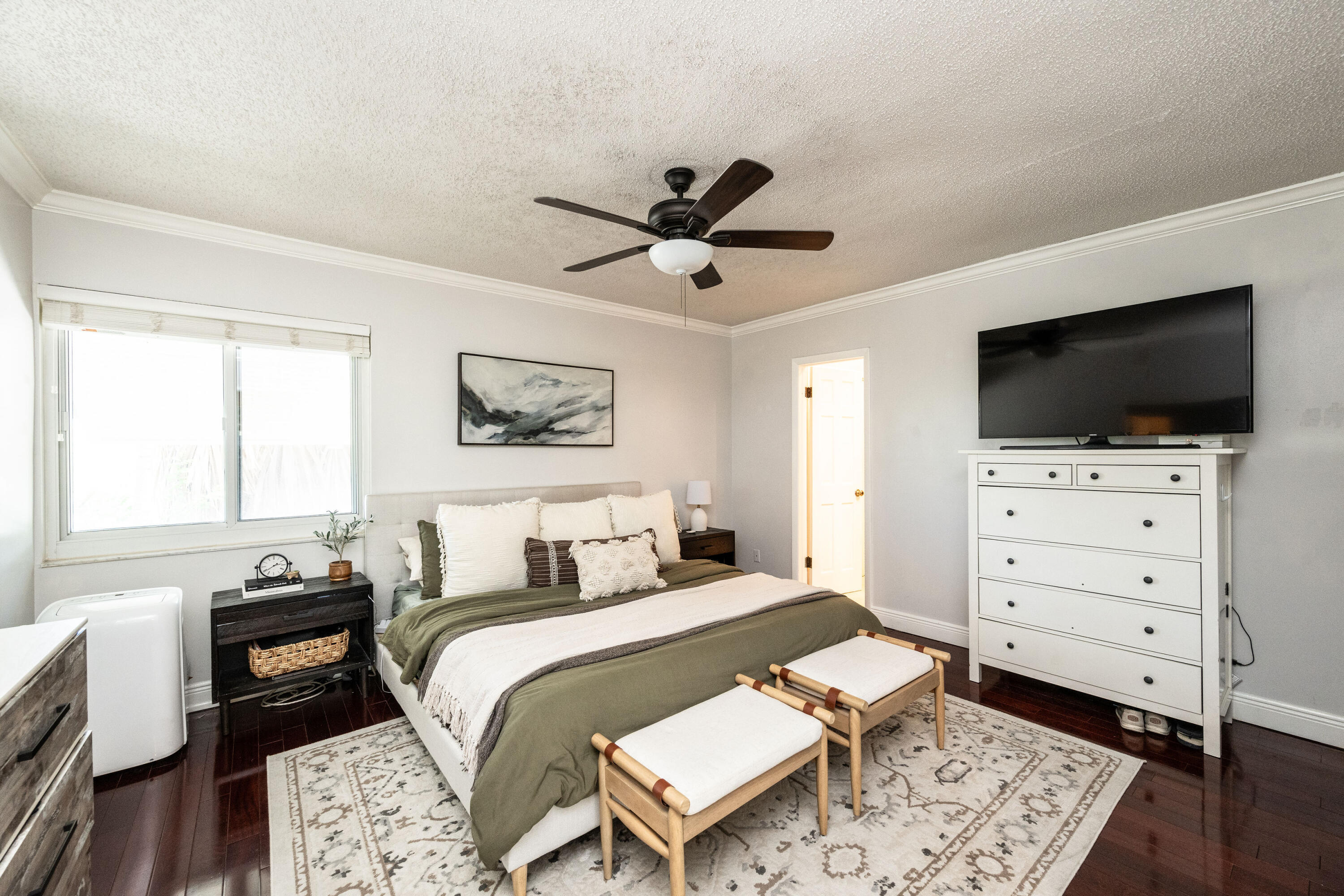 2811 Venetian Drive