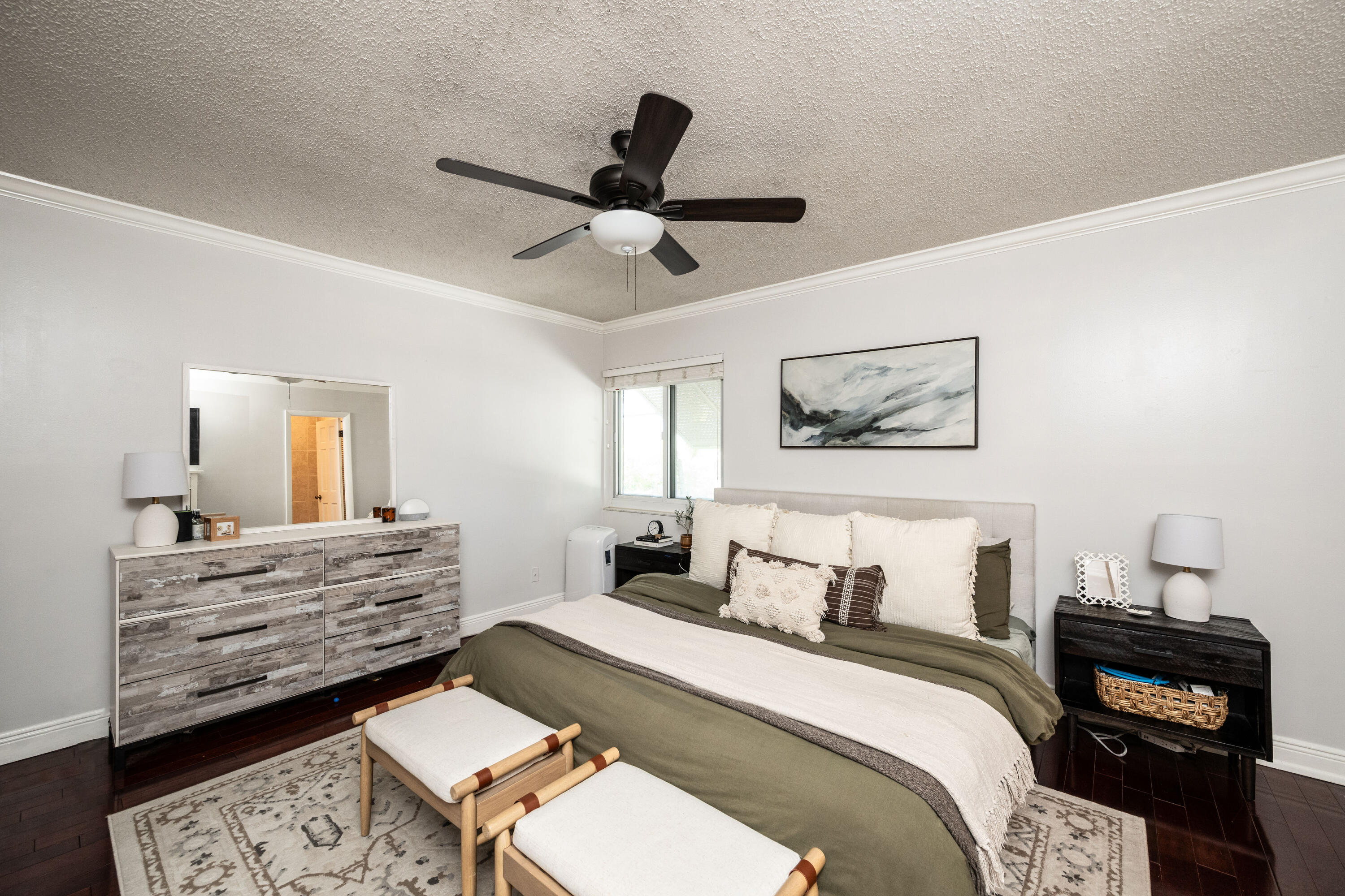 2811 Venetian Drive