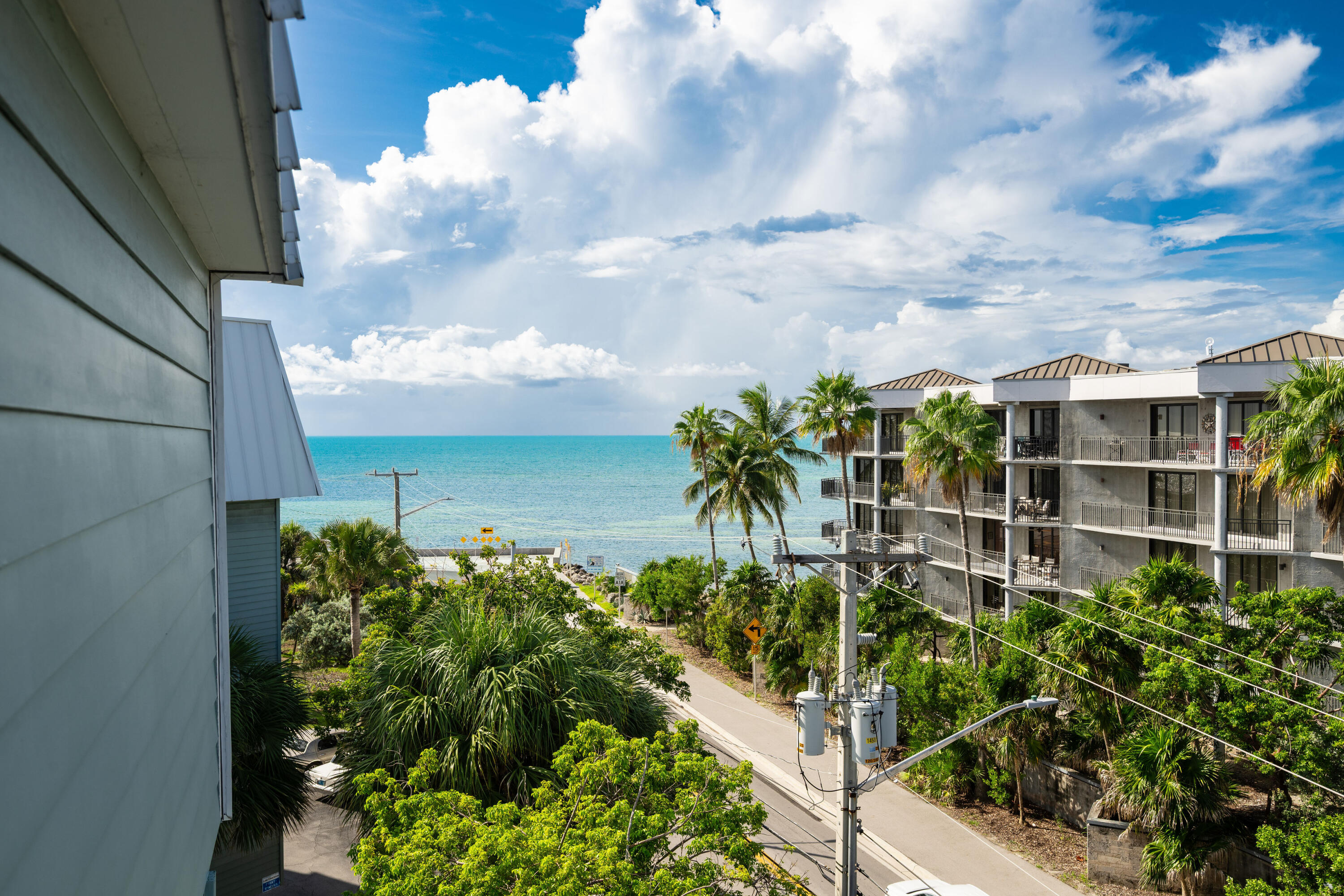 1901 S Roosevelt Boulevard Unit: 406W