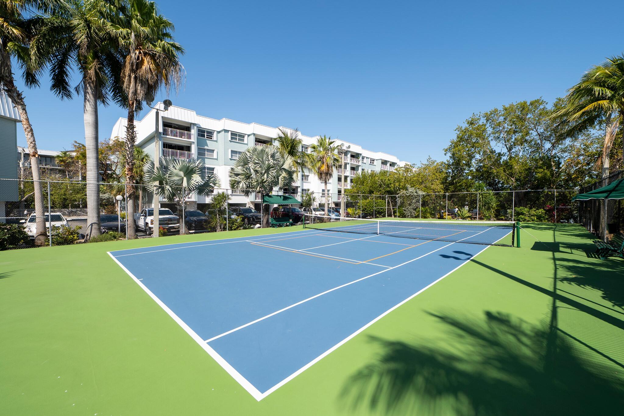 1901 S Roosevelt Boulevard Unit: 406W