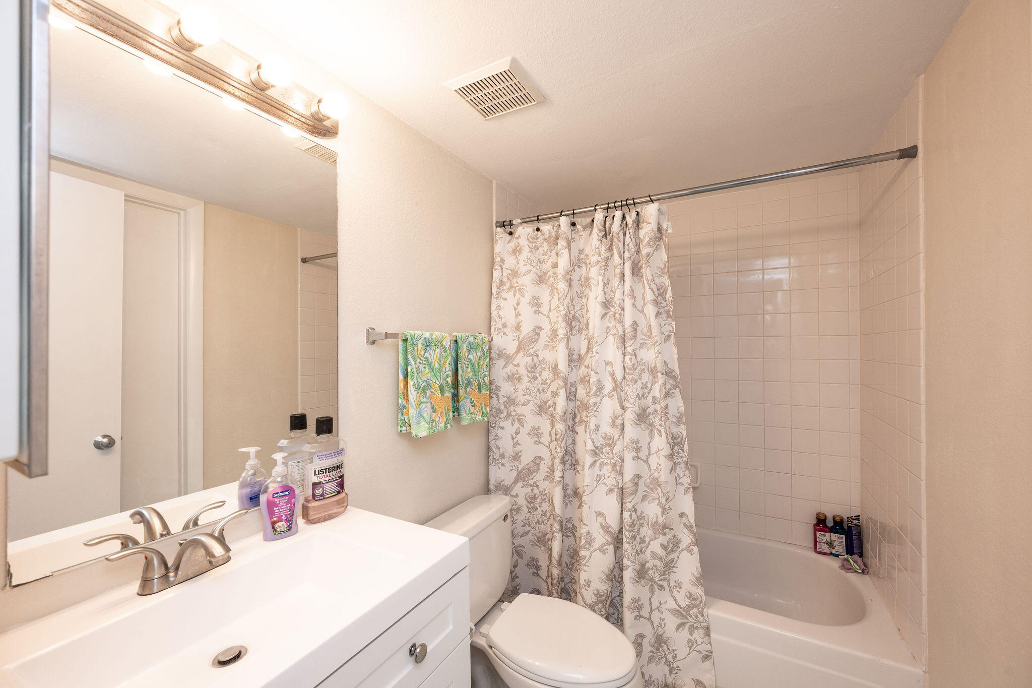 3930 S 3930 Roosevelt Boulevard Unit: S303