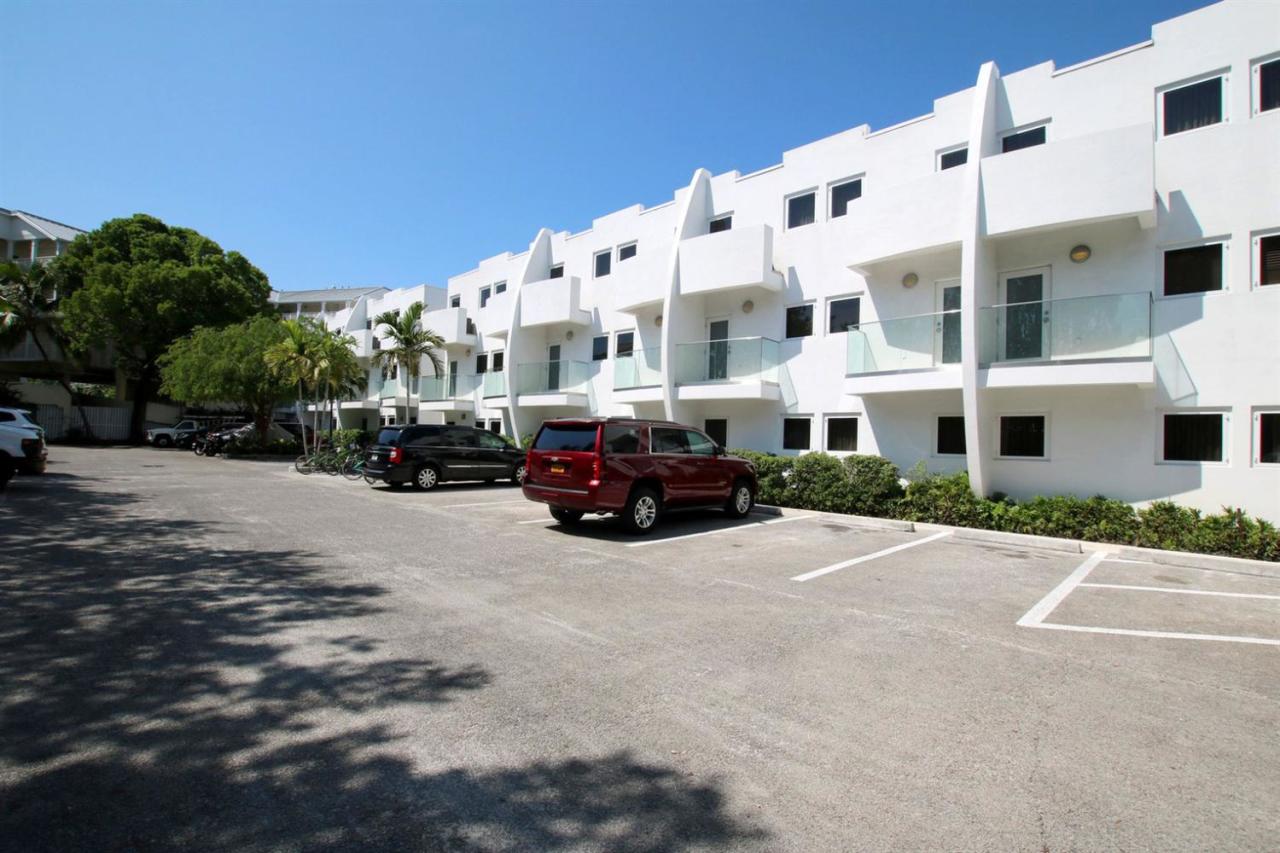 1401 Simonton Street Unit: 20