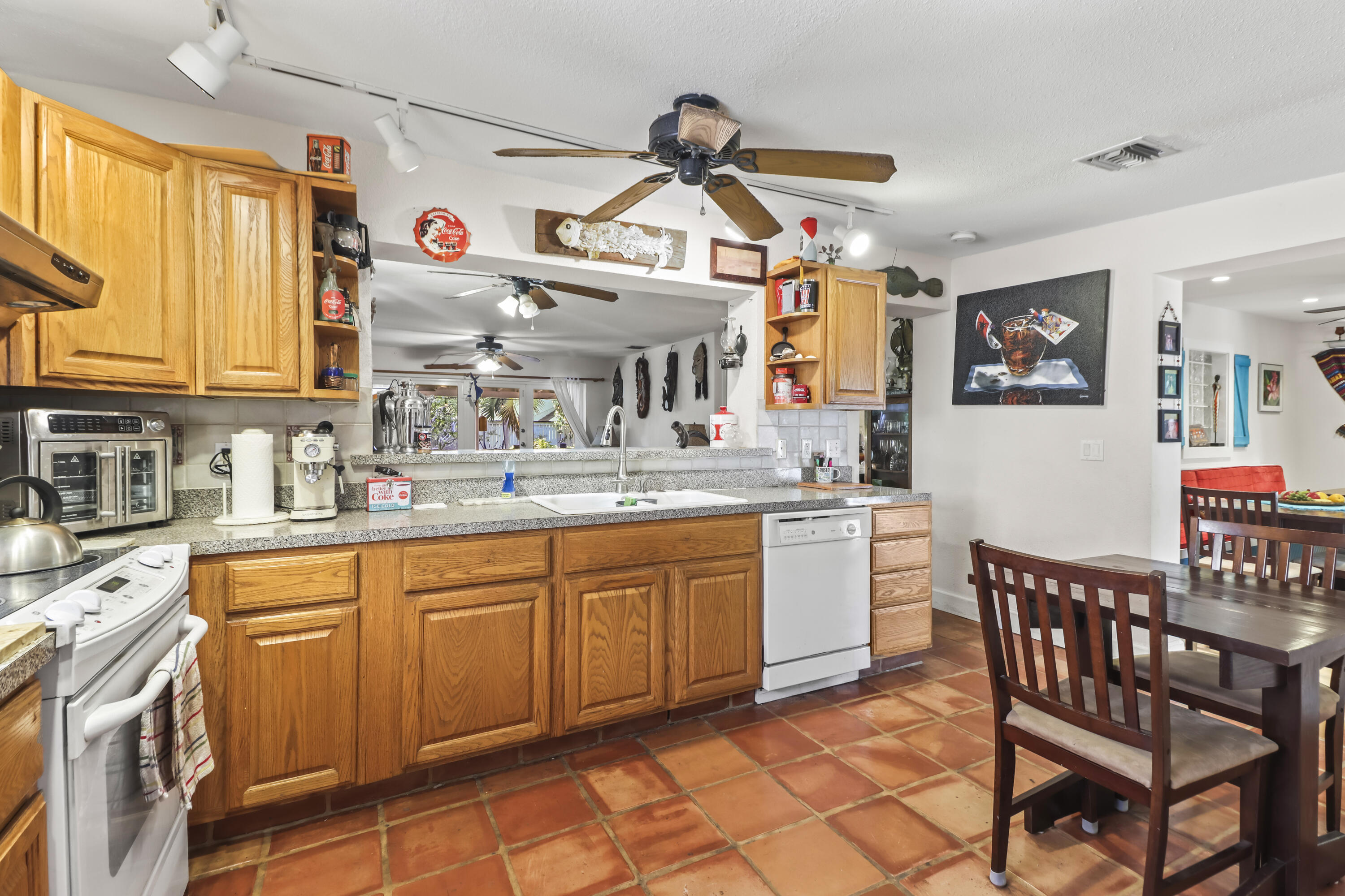 1406 Sunset Drive