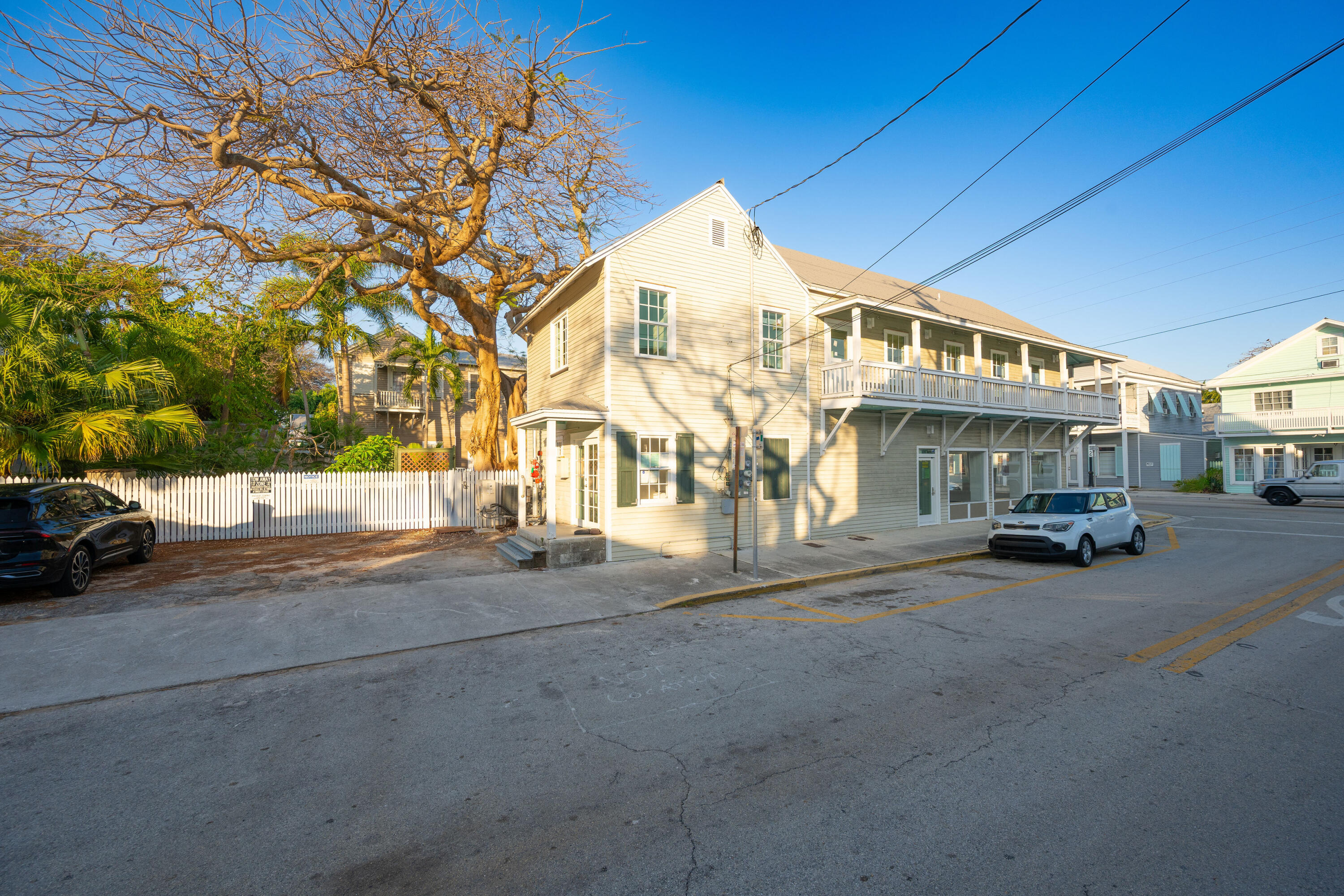 1110 Truman Avenue
