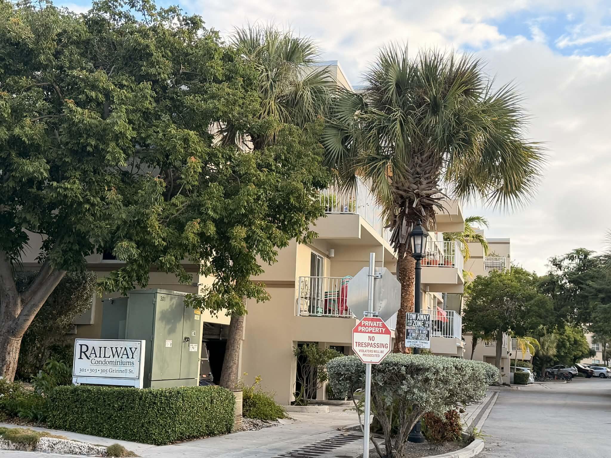 301 Grinnell Street Unit: A401