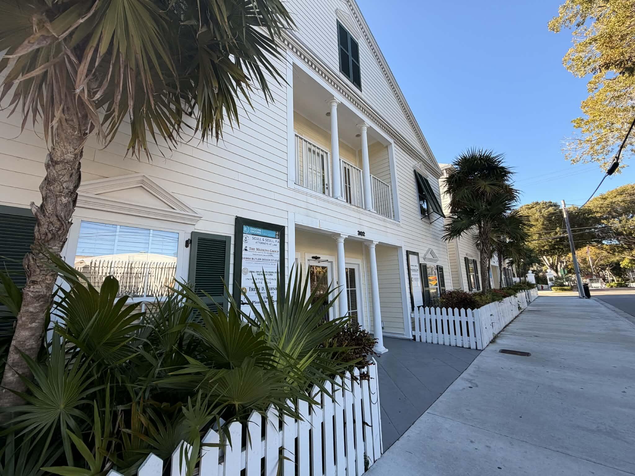 302 Southard Street Unit: 106