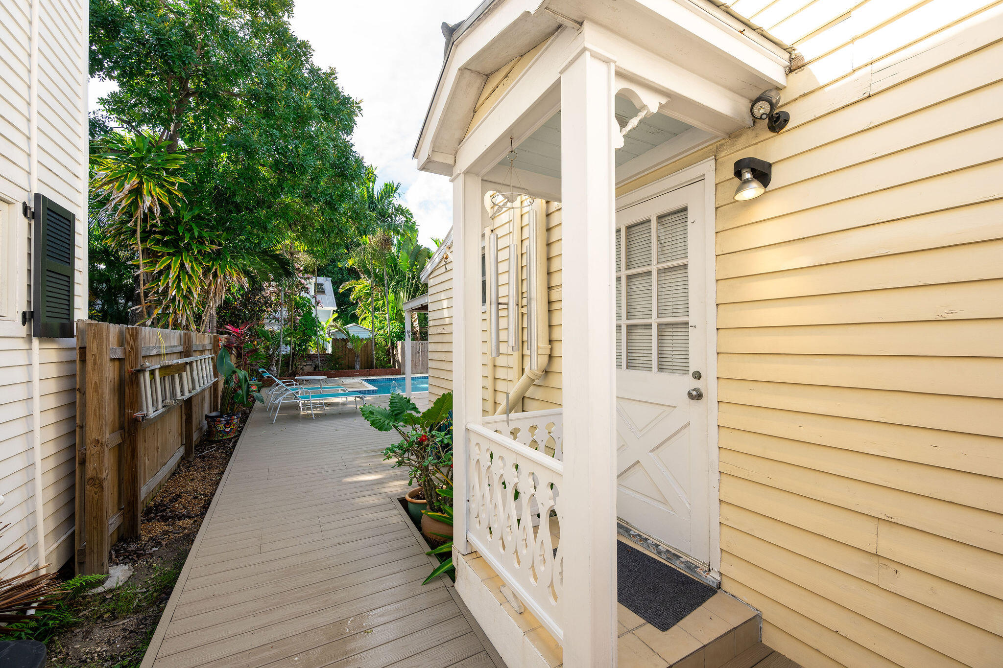 320 Margaret Street