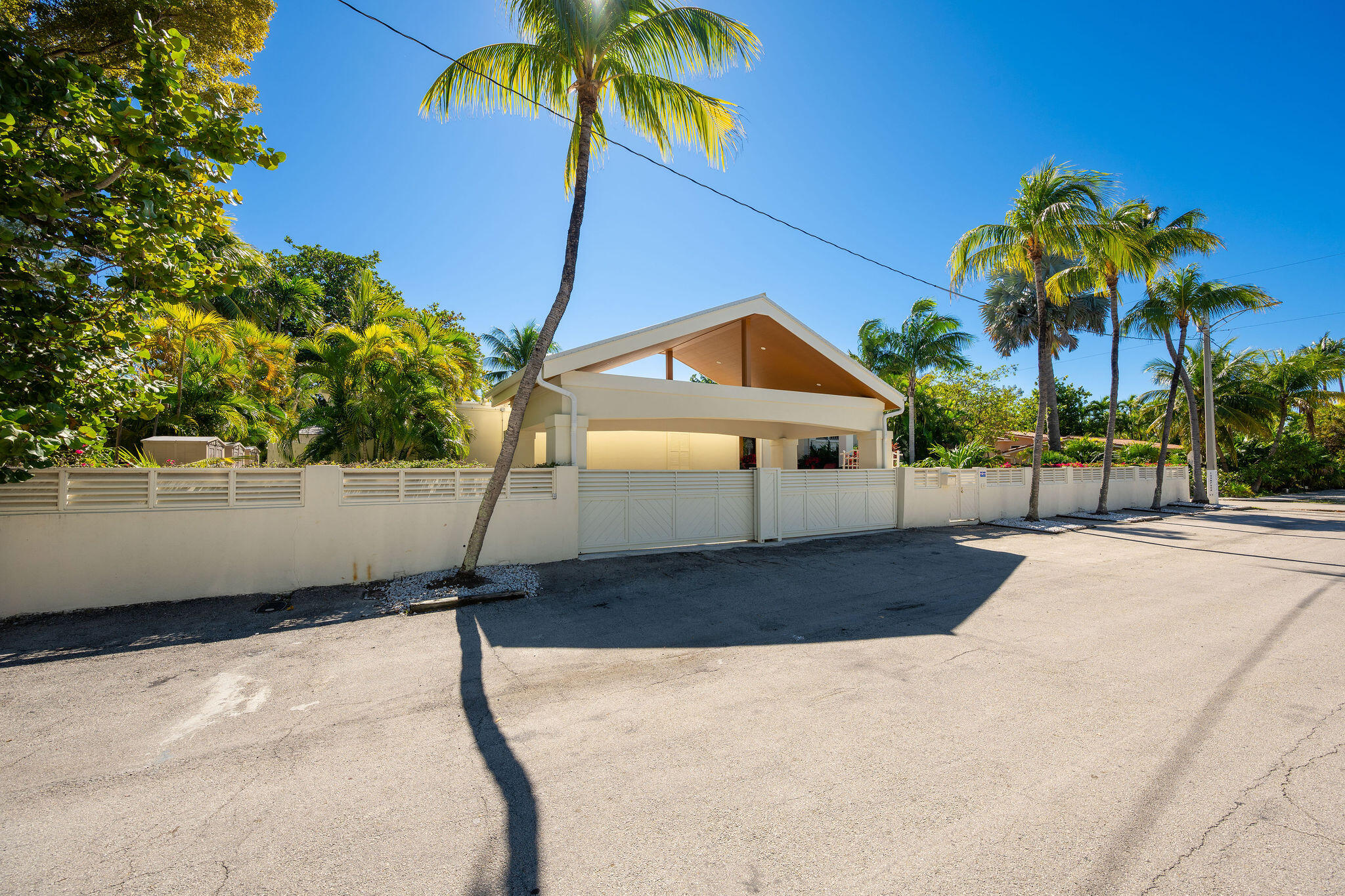 1600 Patricia Street