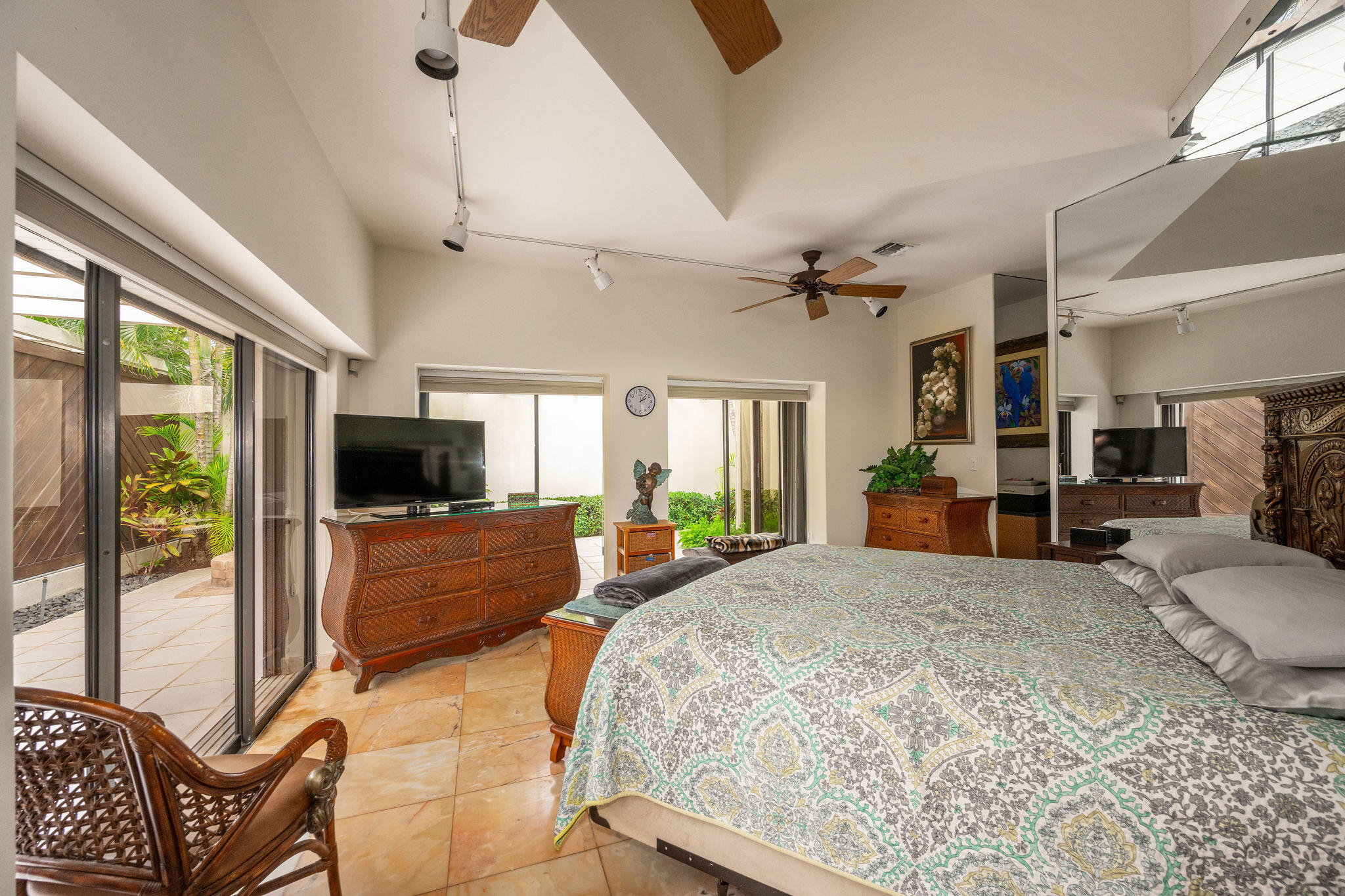 1600 Patricia Street