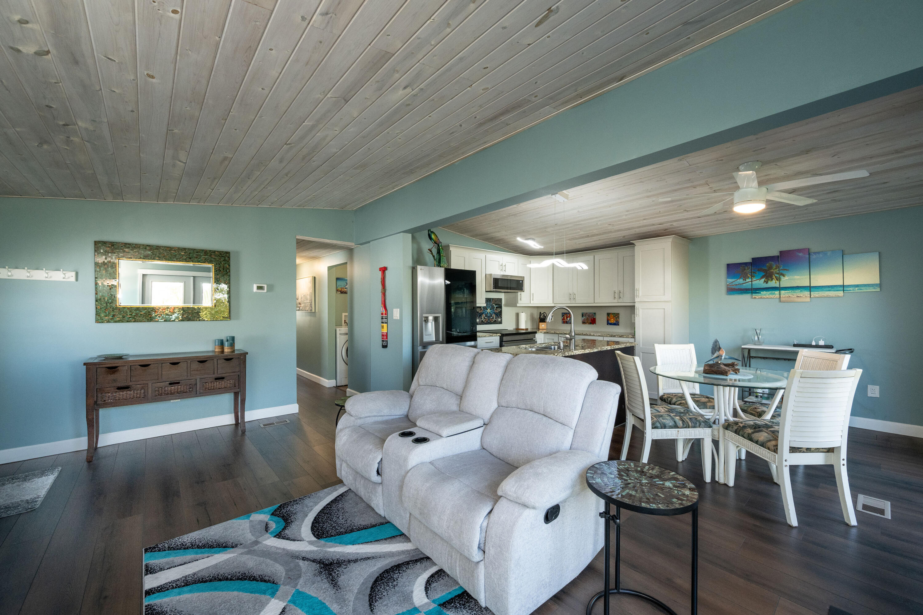 11 El Monte Lane