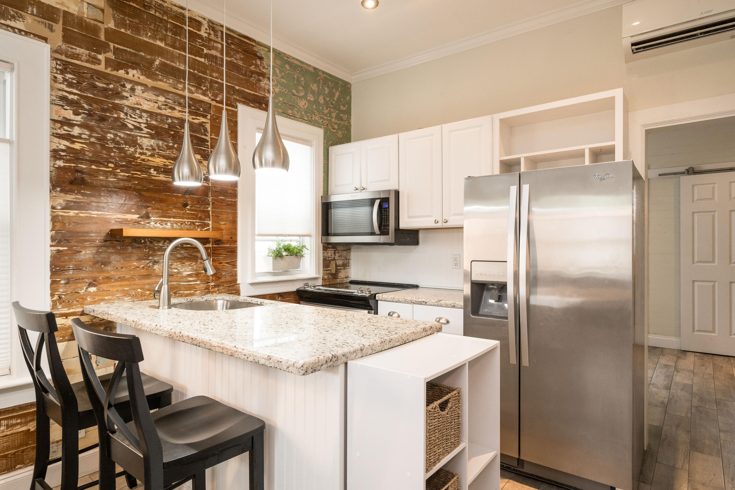 1411 Truman Avenue Unit: APT 1