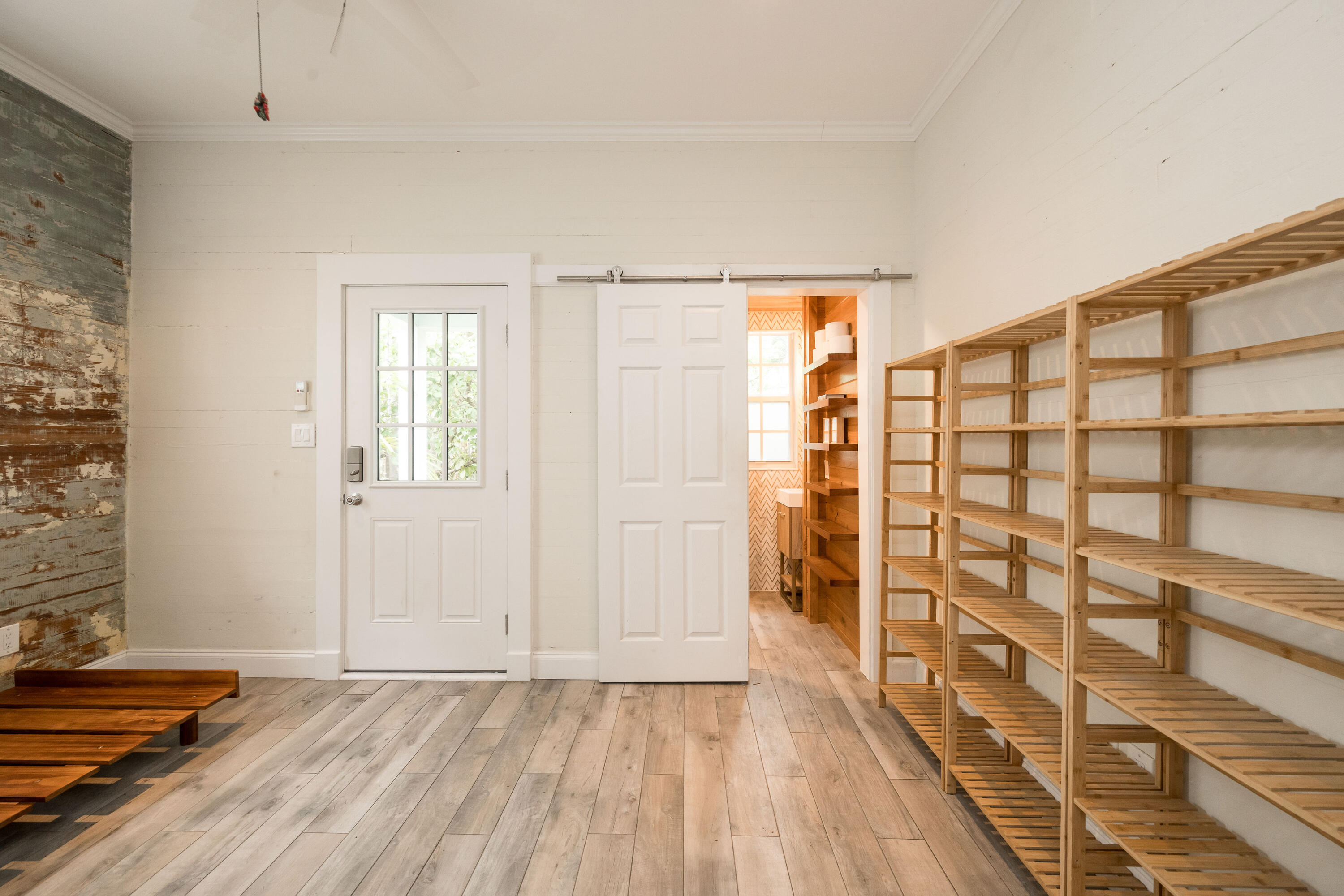 1411 Truman Avenue Unit: APT 1