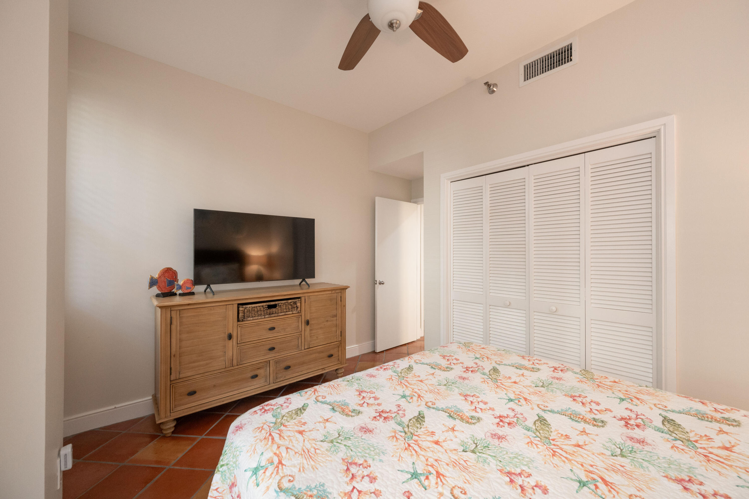 115 Front Street Unit: APT 102