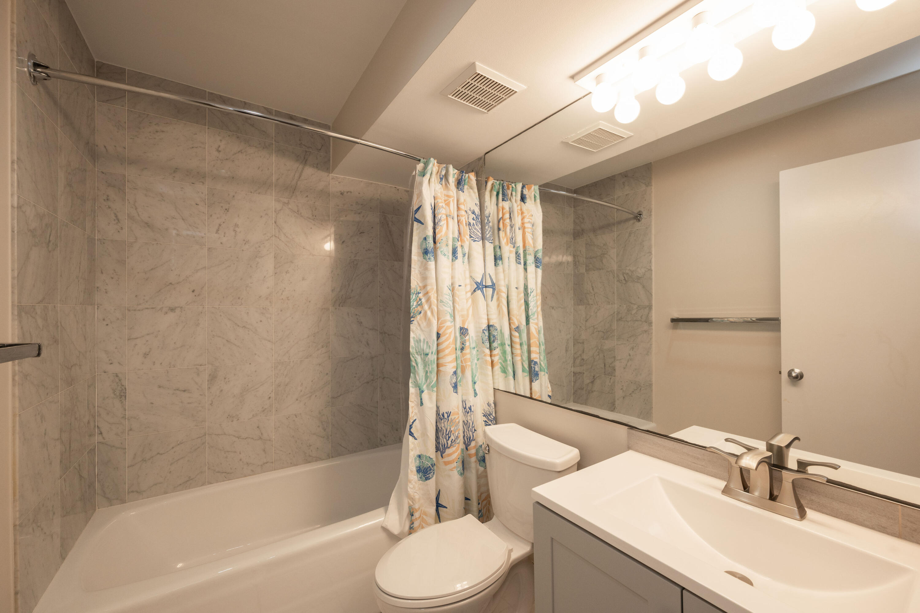 115 Front Street Unit: APT 102