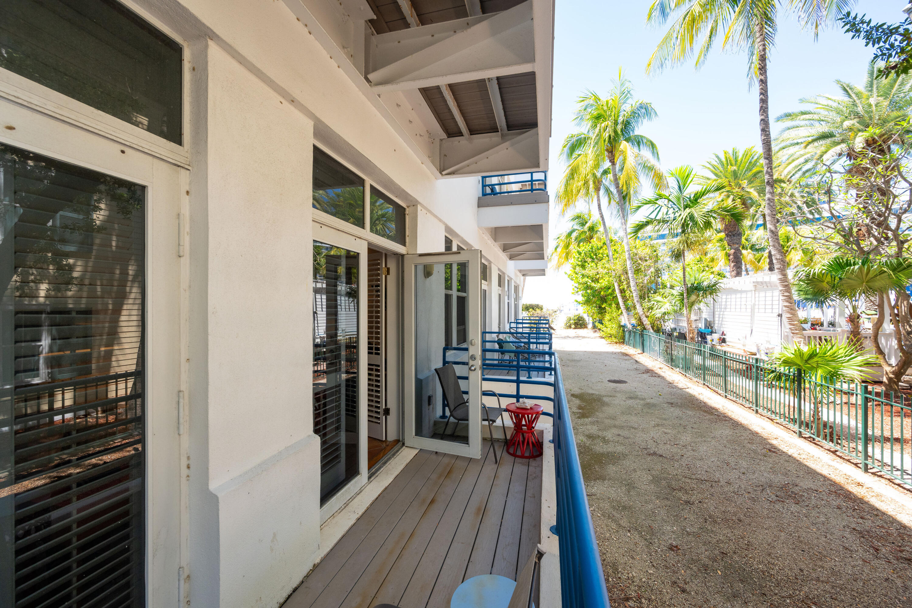 115 Front Street Unit: APT 102