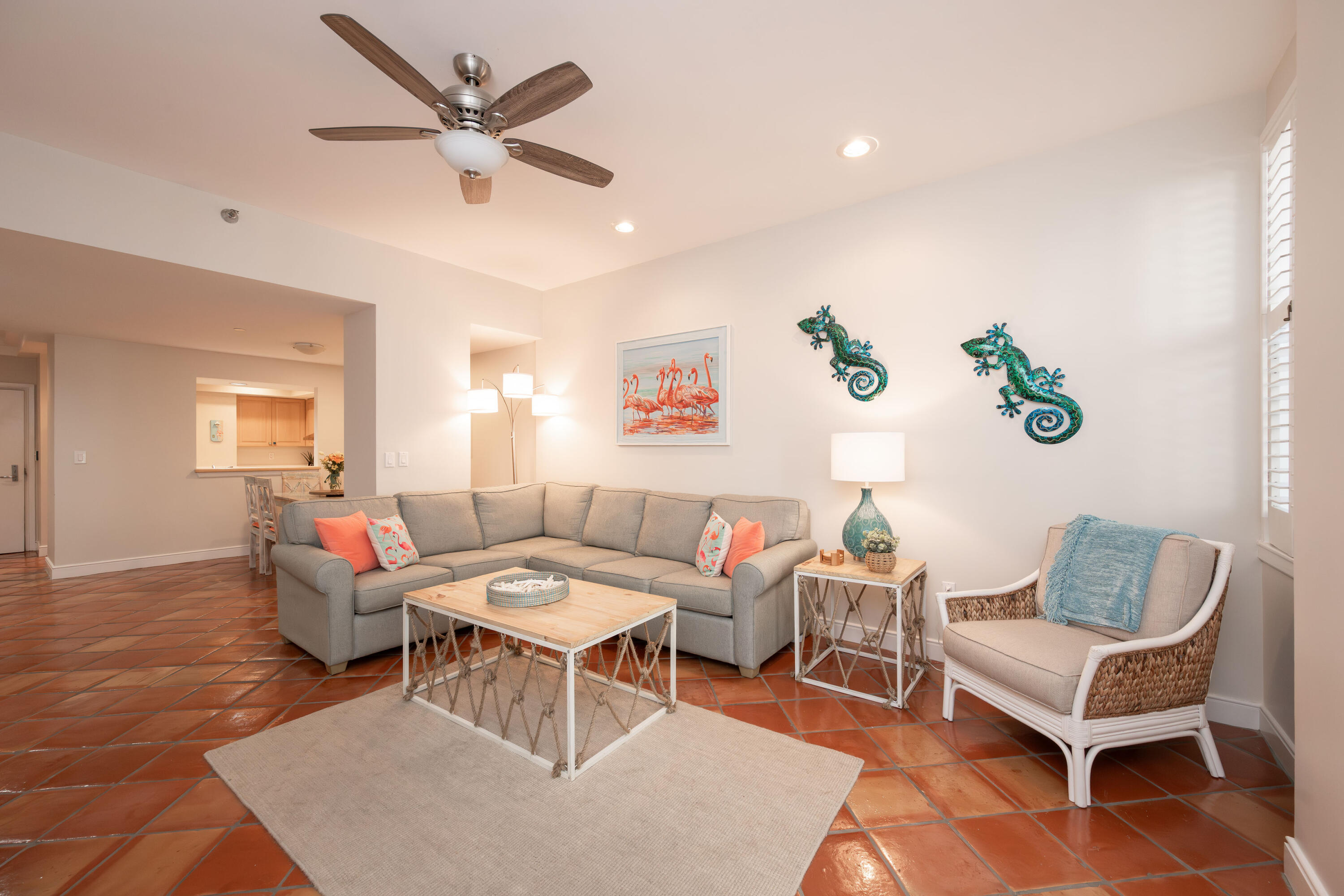 115 Front Street Unit: APT 102