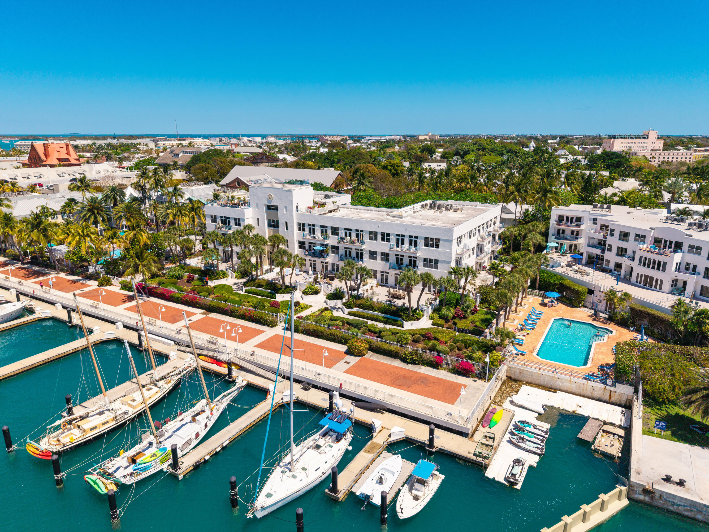 115 Front Street Unit: APT 102