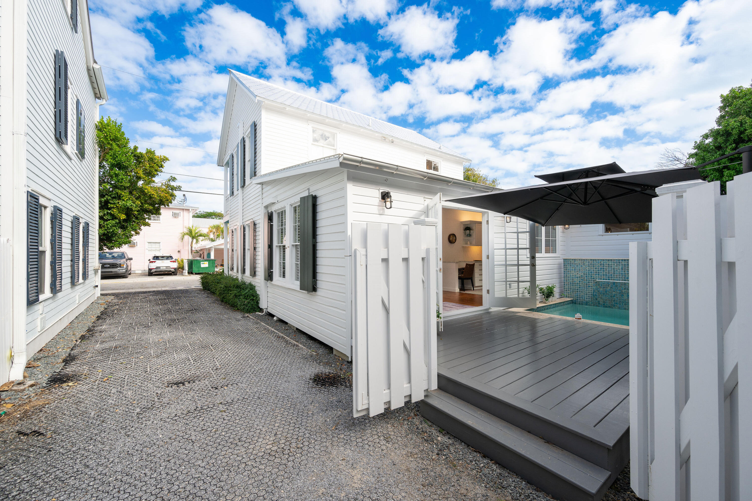 816 Ashe Street