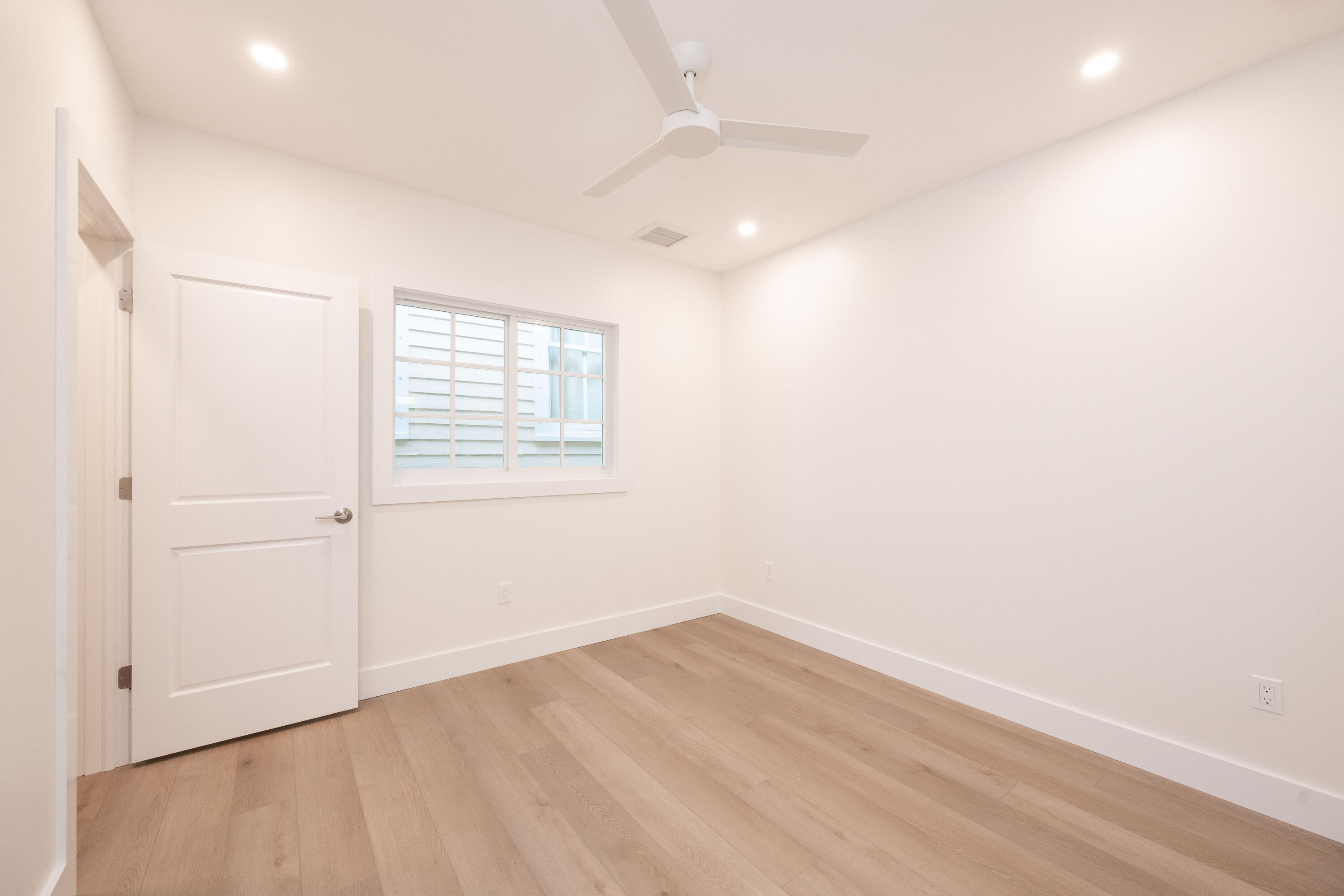 1110 Truman Avenue Unit: UP