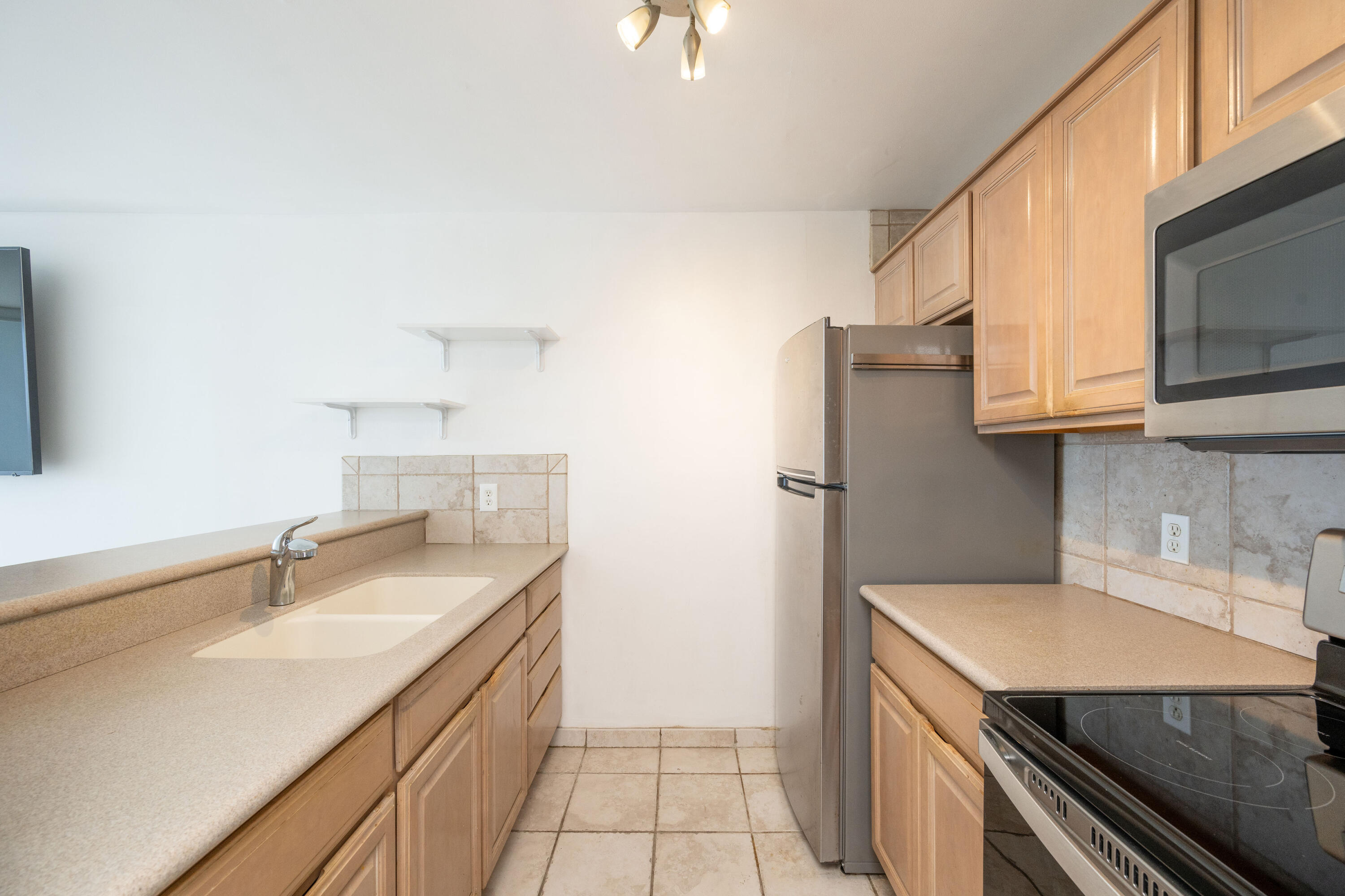 3312 Northside Drive Unit: APT 712