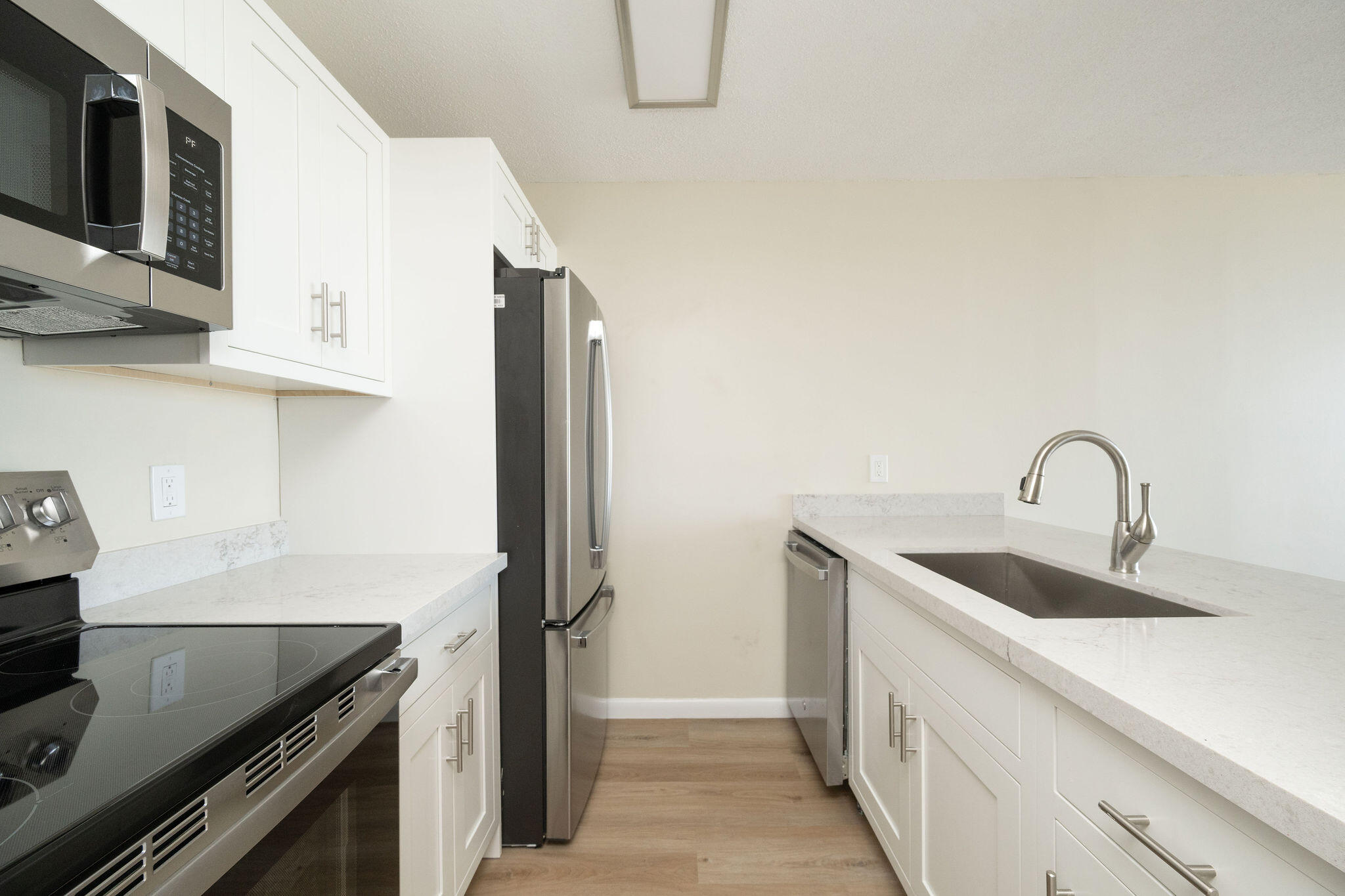3312 Northside Drive APT 504