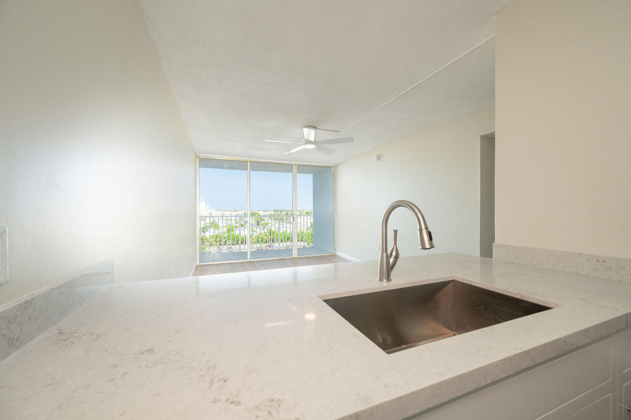 3312 Northside Drive APT 504