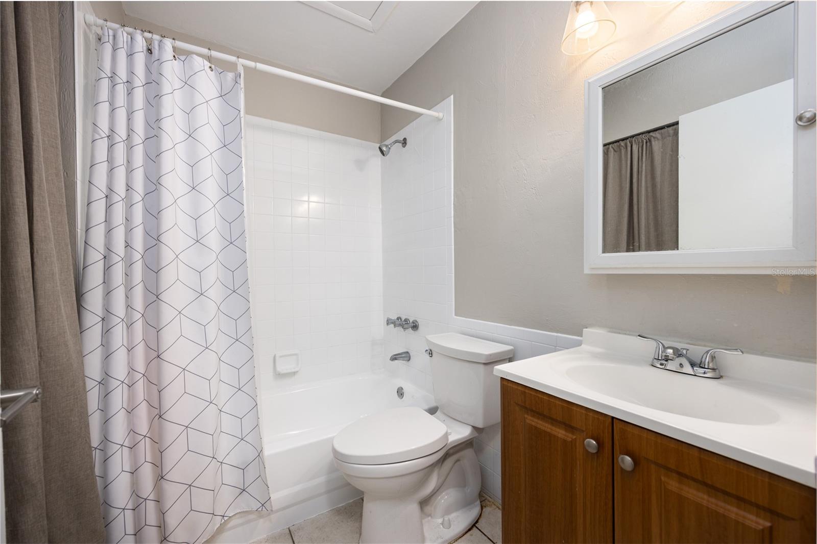 1923 NW 23RD BLVD #216