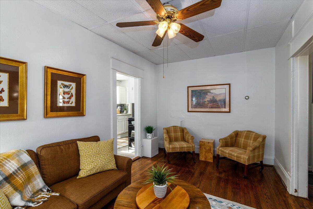 350 Mountain AVE SW