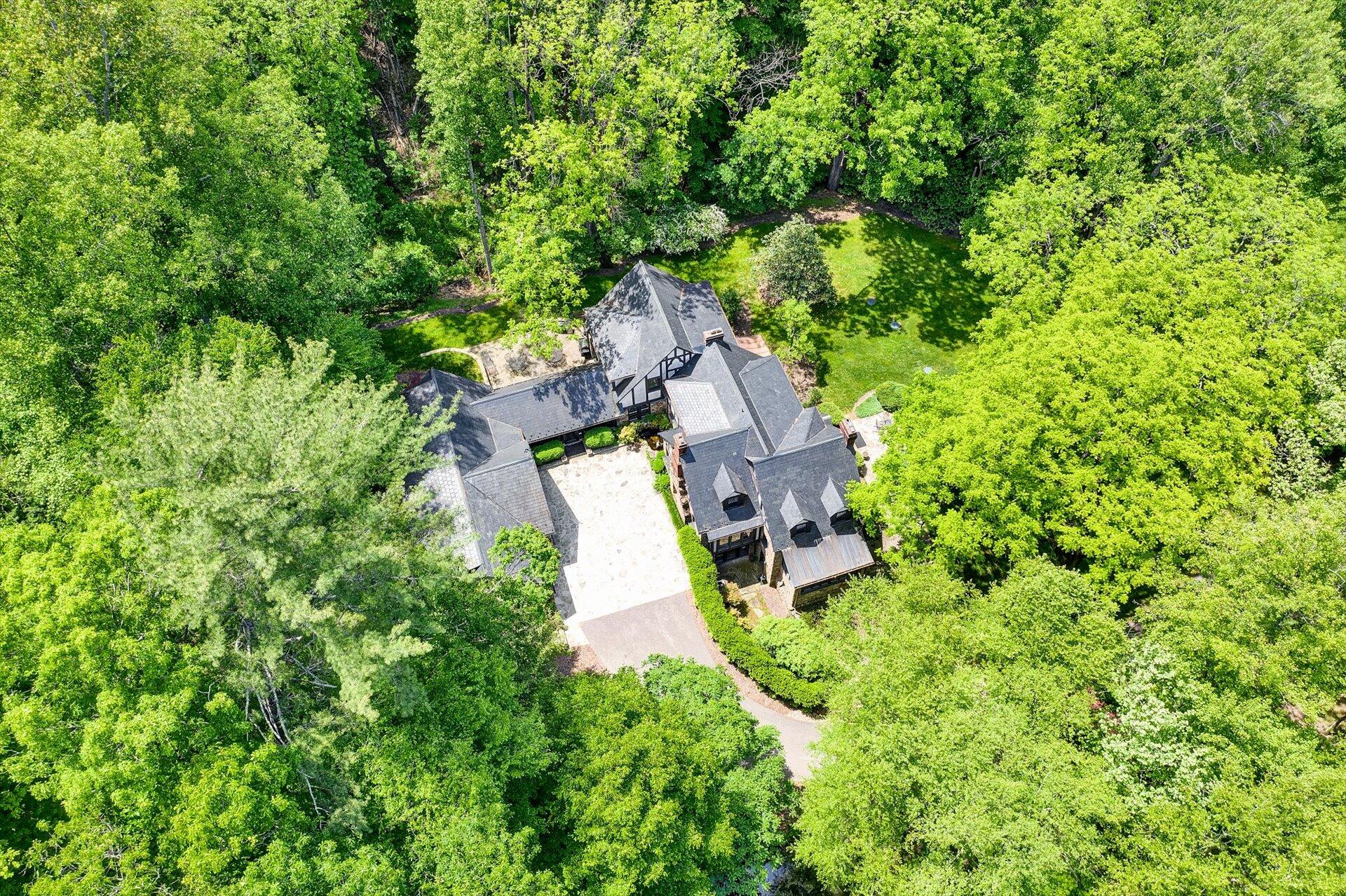 5122 Old Virginia Springs RD