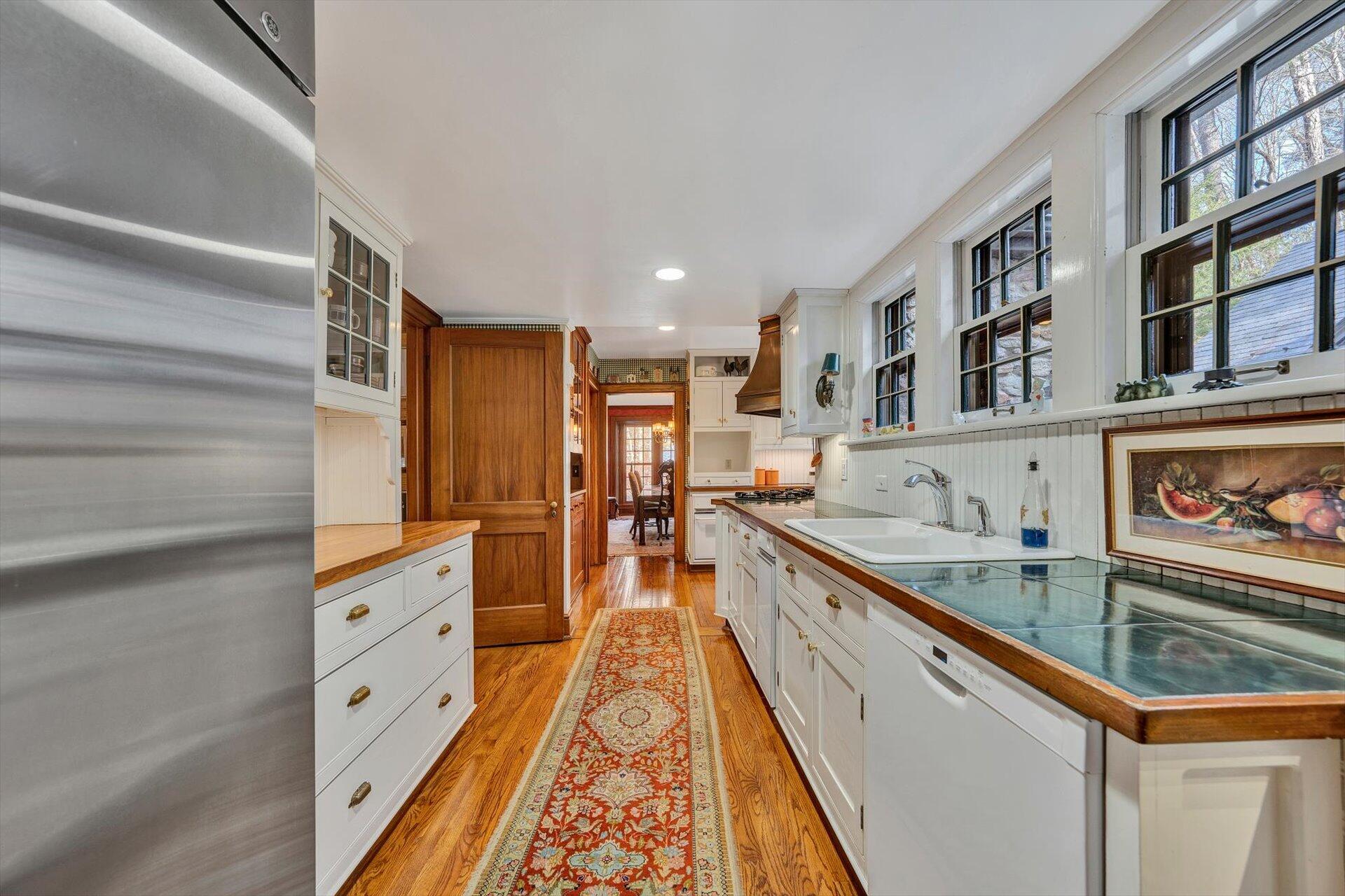 5122 Old Virginia Springs RD