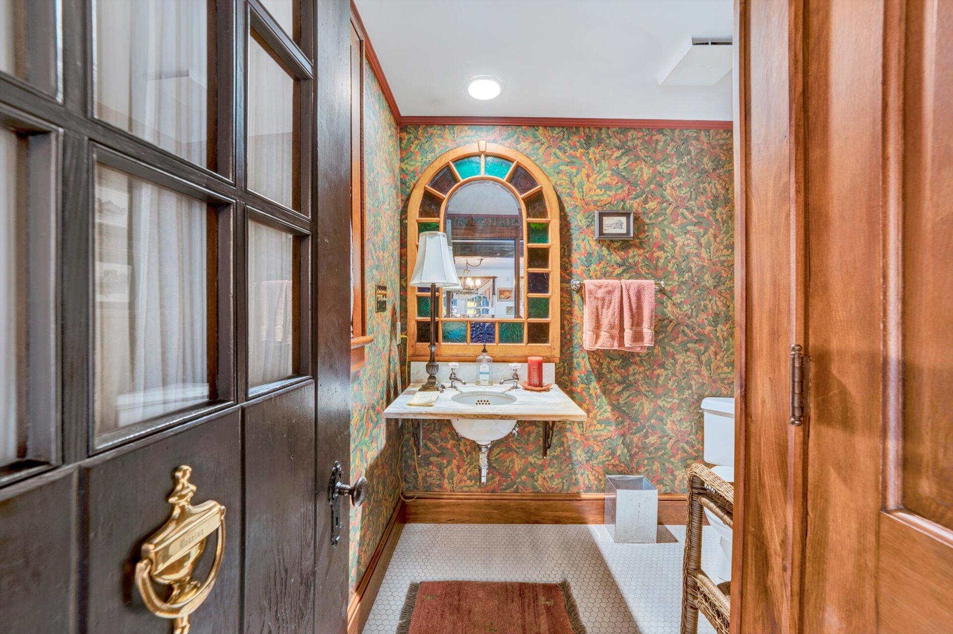 5122 Old Virginia Springs RD