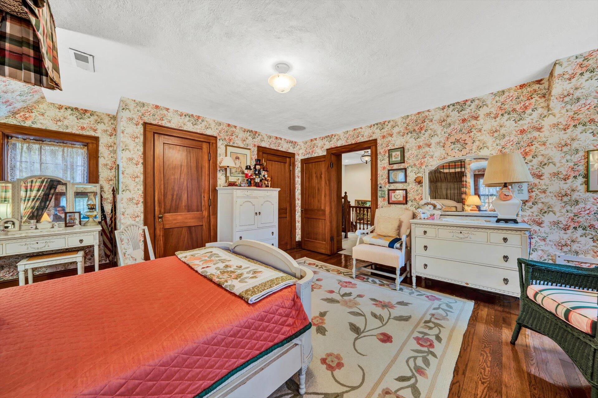 5122 Old Virginia Springs RD