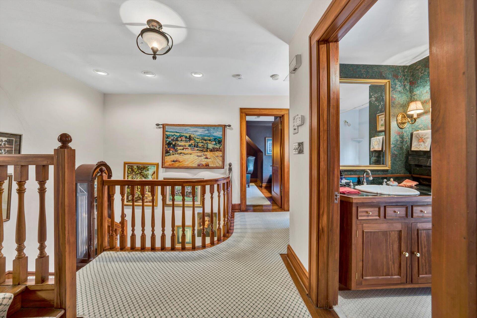 5122 Old Virginia Springs RD