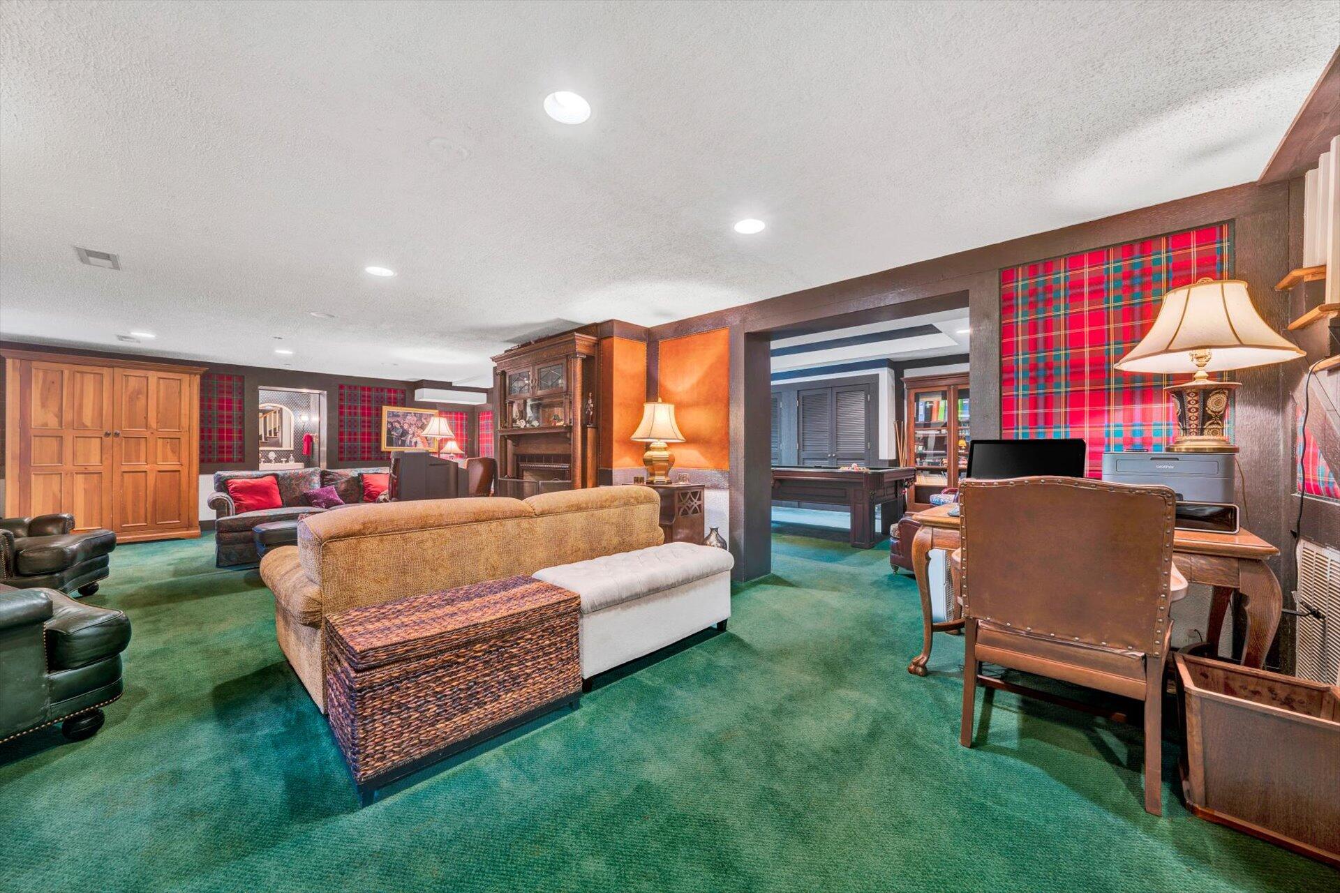 5122 Old Virginia Springs RD