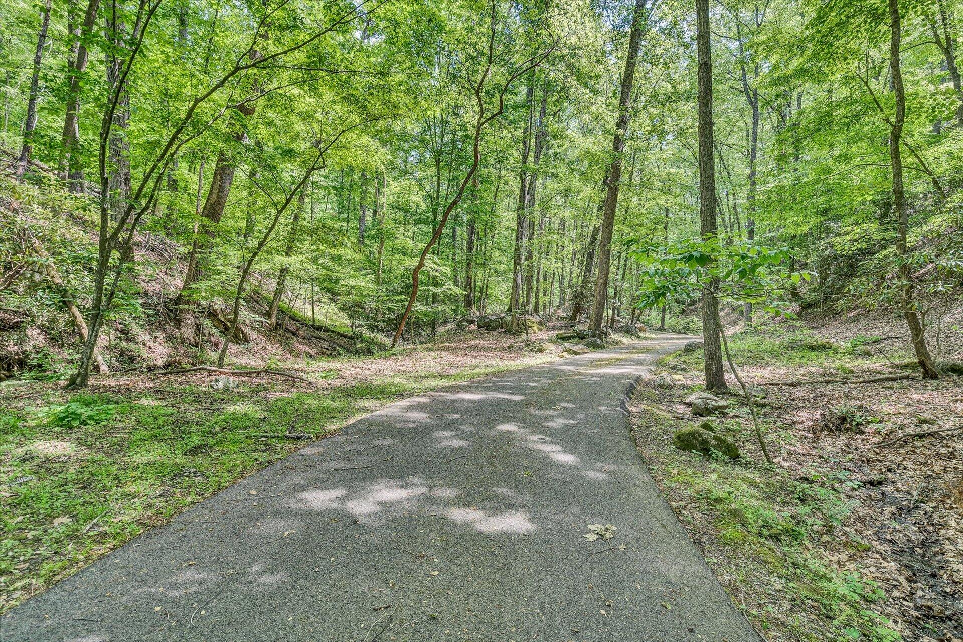 5122 Old Virginia Springs RD