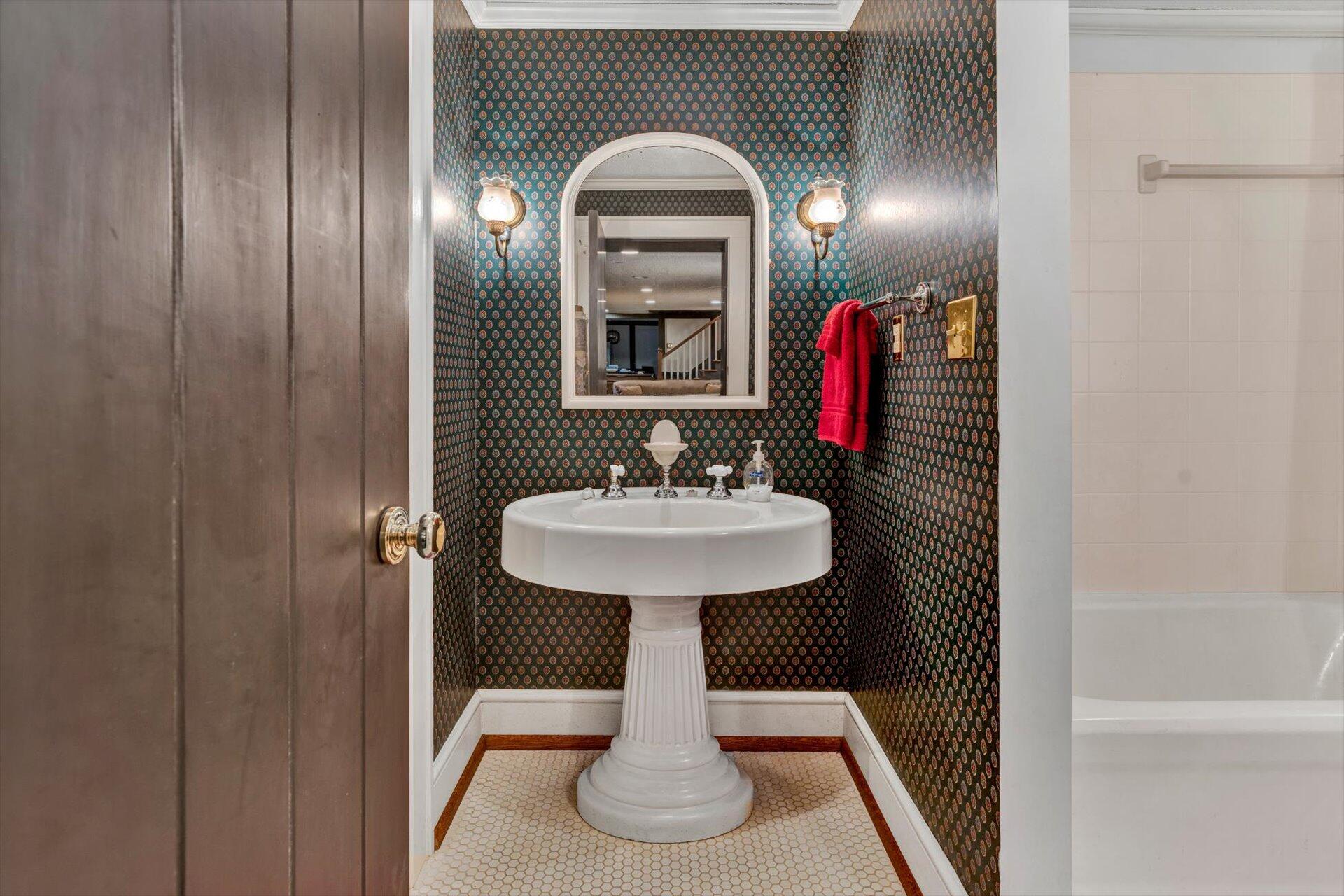 5122 Old Virginia Springs RD