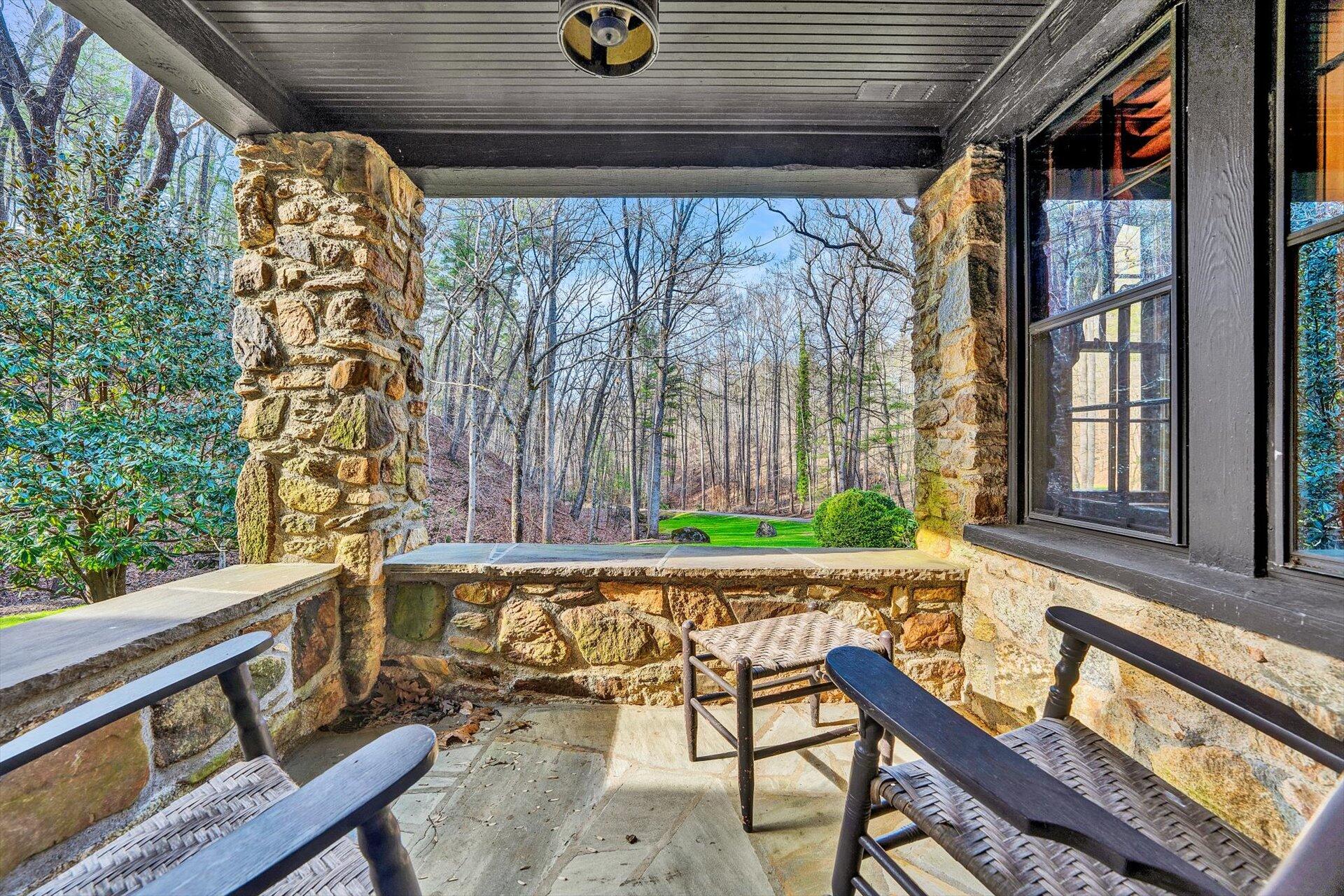 5122 Old Virginia Springs RD