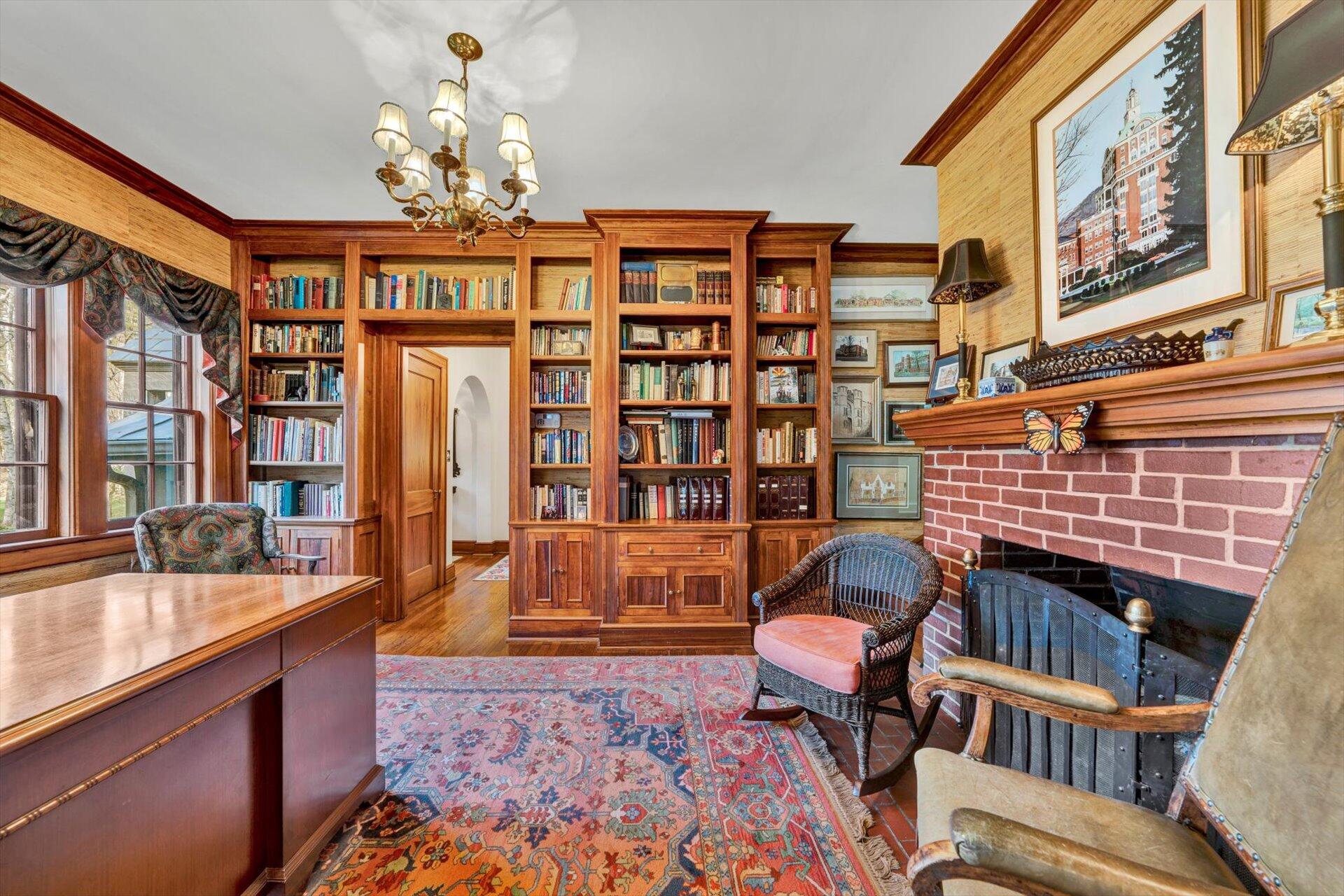 5122 Old Virginia Springs RD